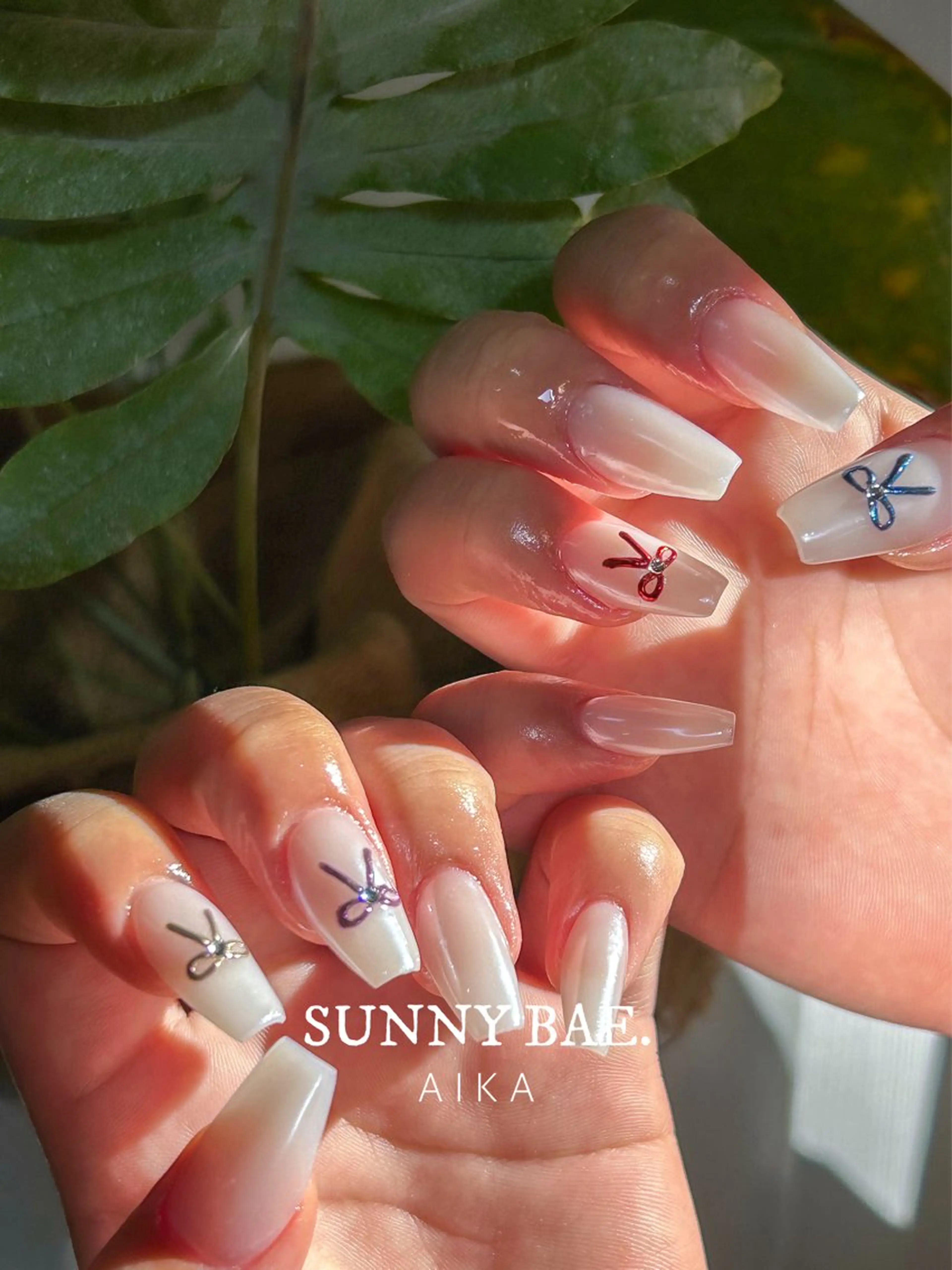 ネイル アートネイル ミラーネイル リボン 春ネイル Made By AIKAのネイルデザイン