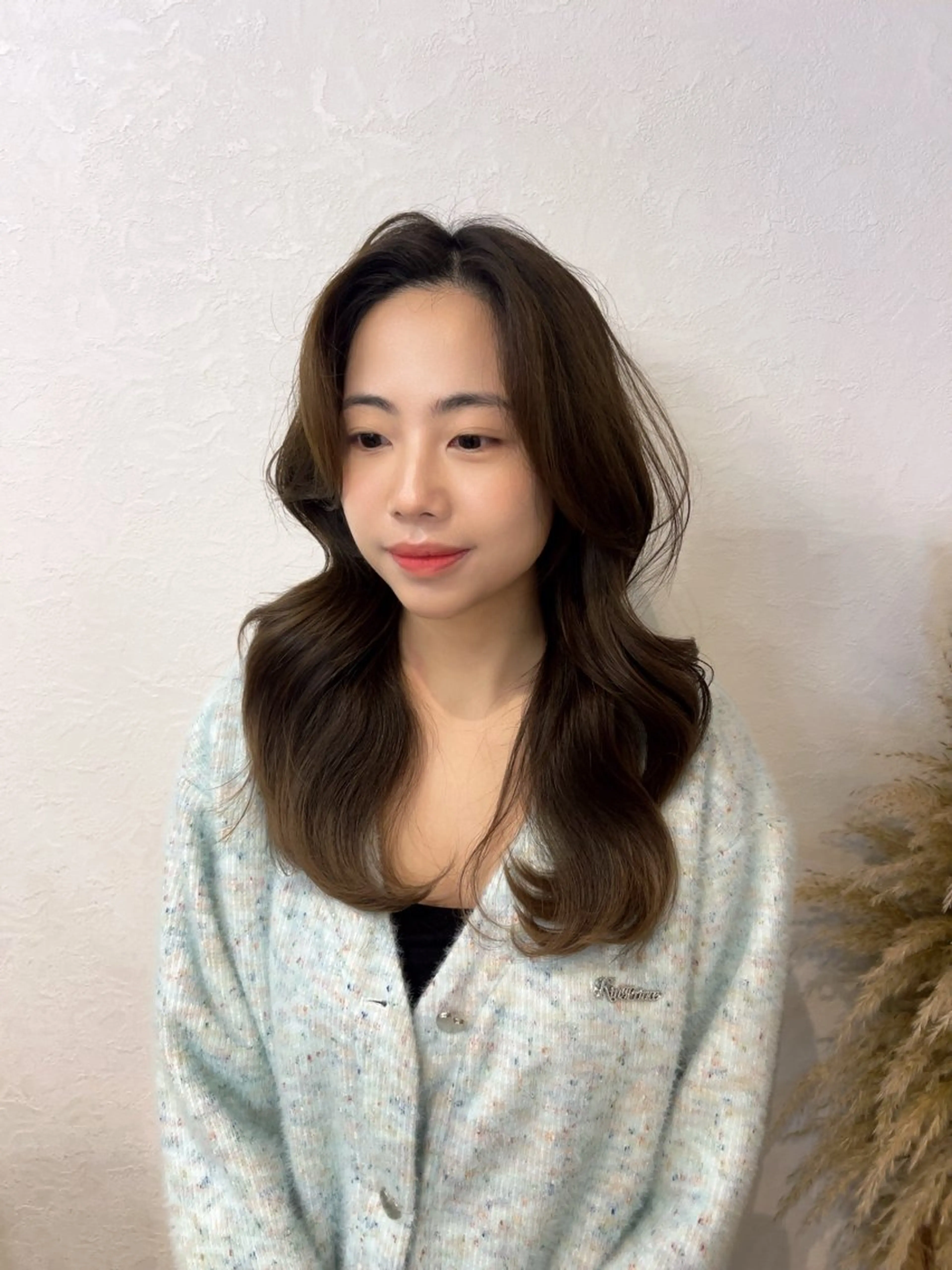 ロング カラー くびれヘア 小顔カット velua chihiroのヘアスタイル