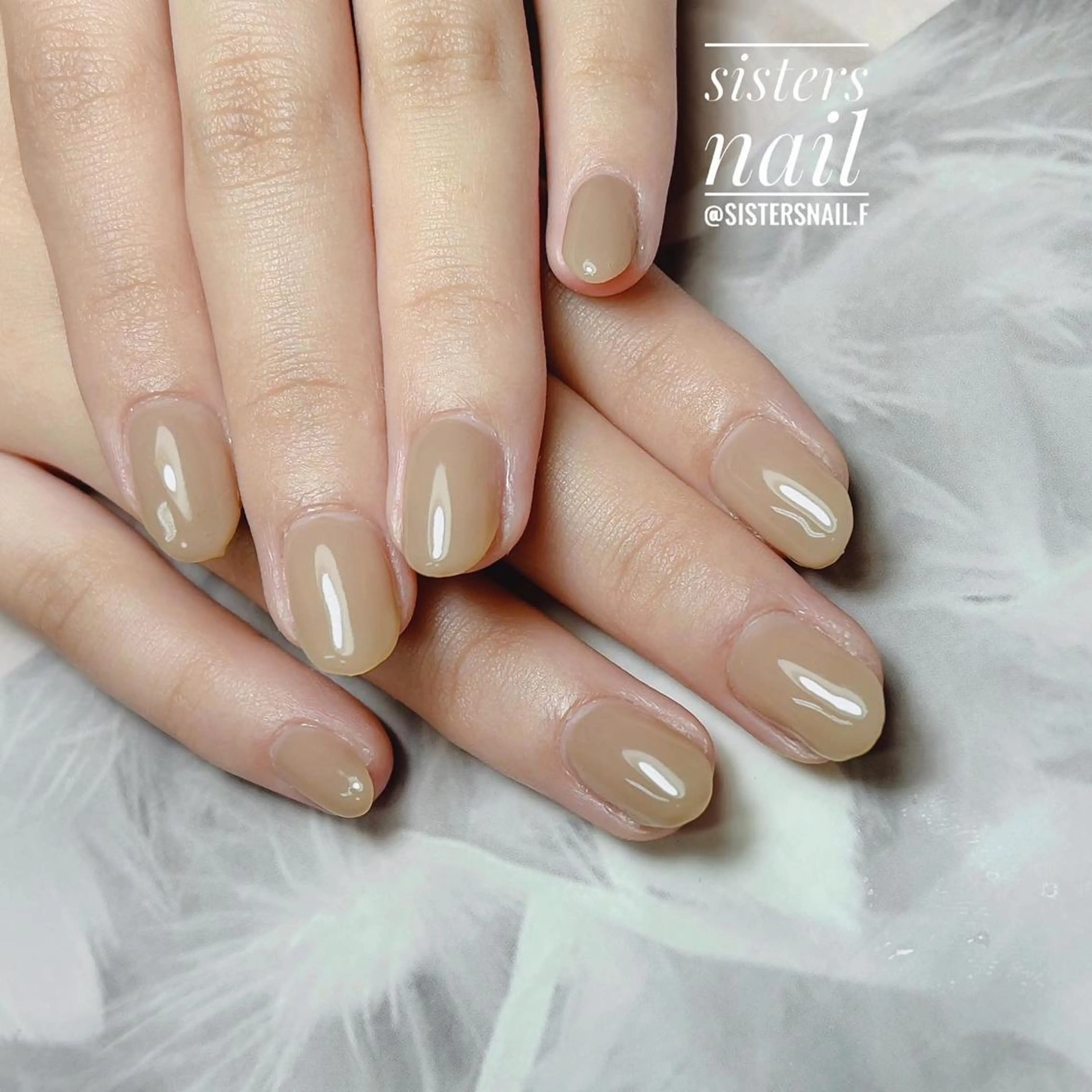 ネイル アートネイル オフィスネイル ワンカラーネイル シンプルネイル sisters nail.fのネイルデザイン