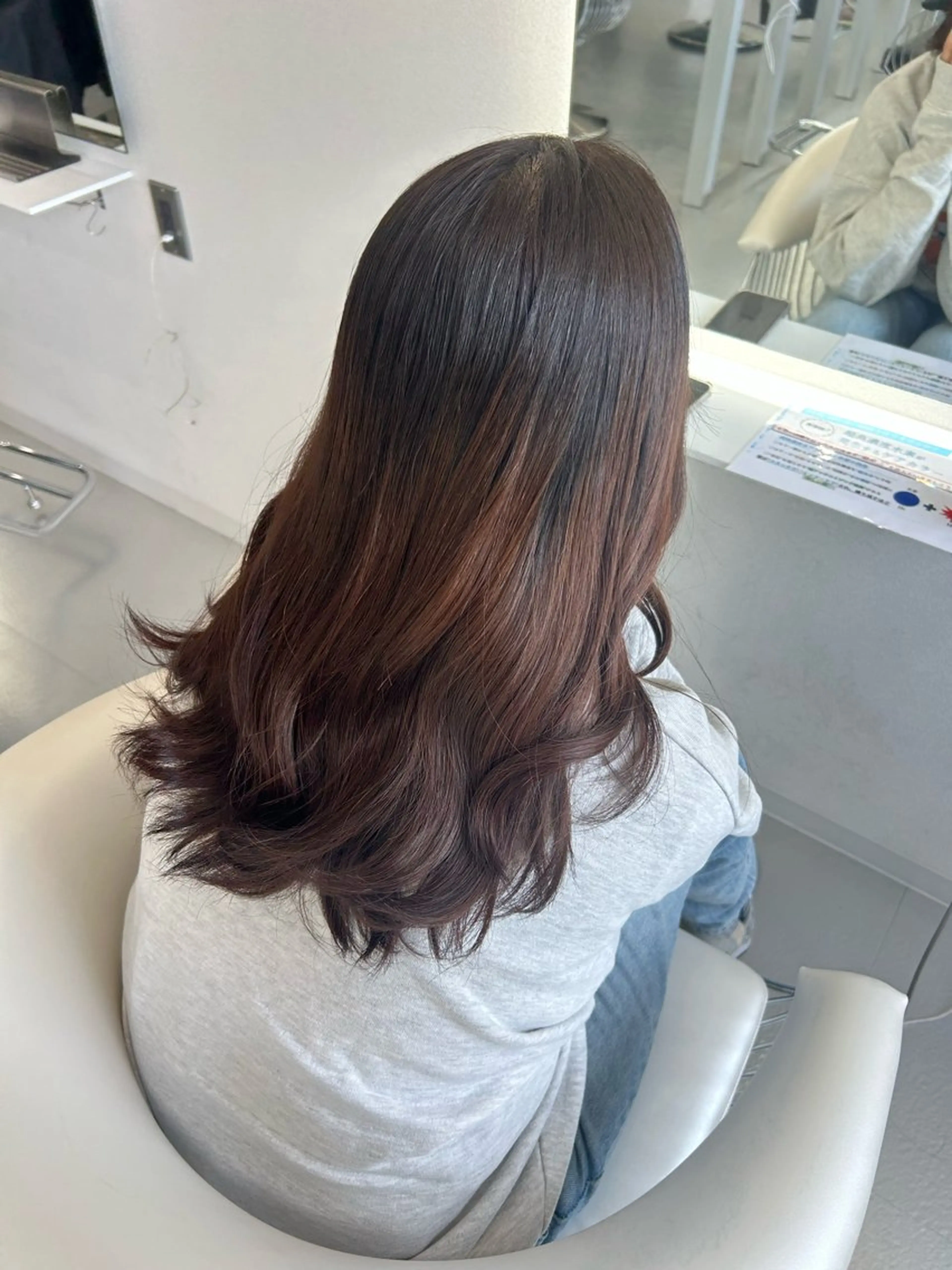 セミロング ヘアカラー あやめ🪽 オリーブ/ハイトーンのヘアスタイル