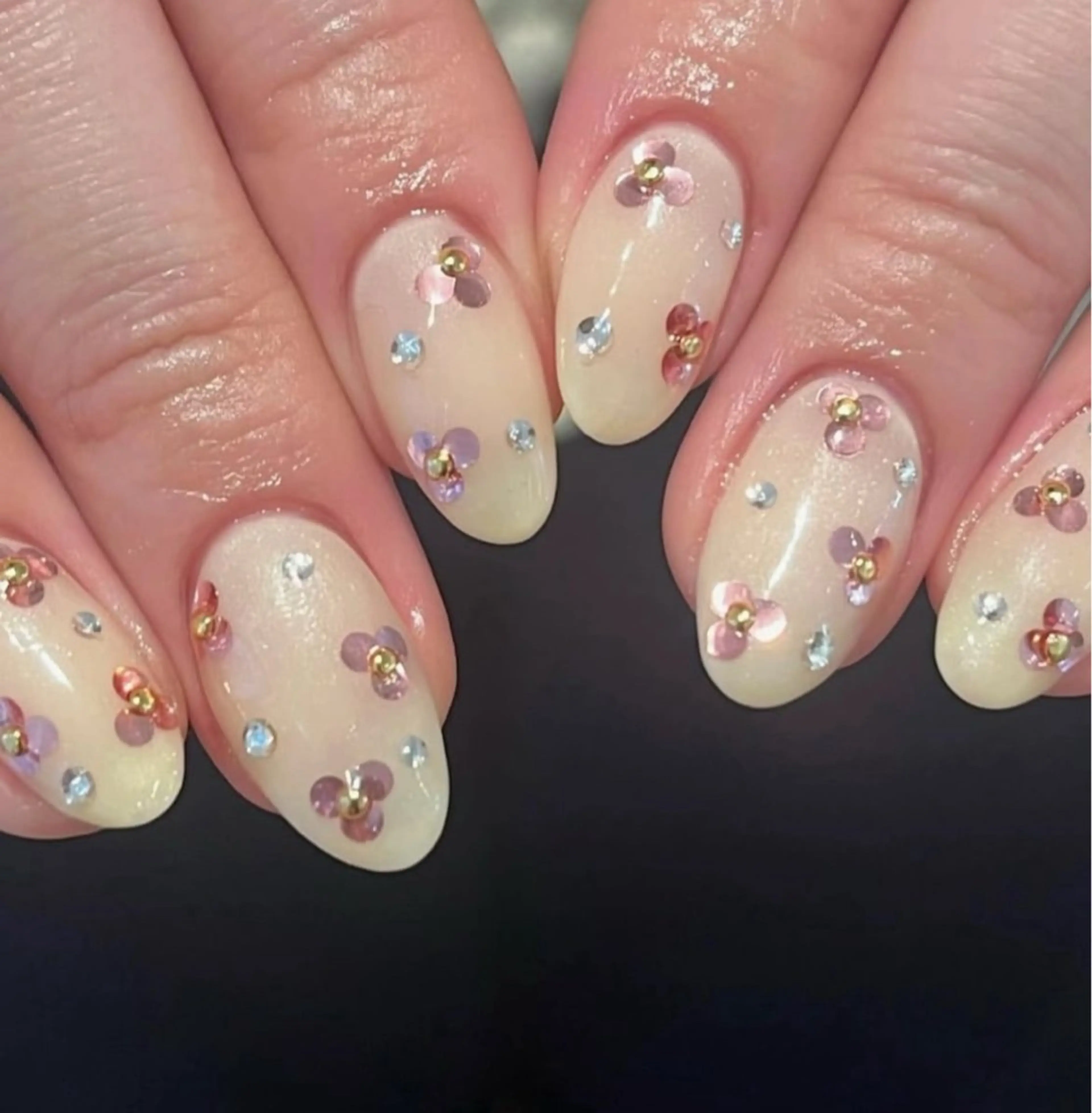 ネイル ハンドネイル YUYI.nail salonのネイルデザイン