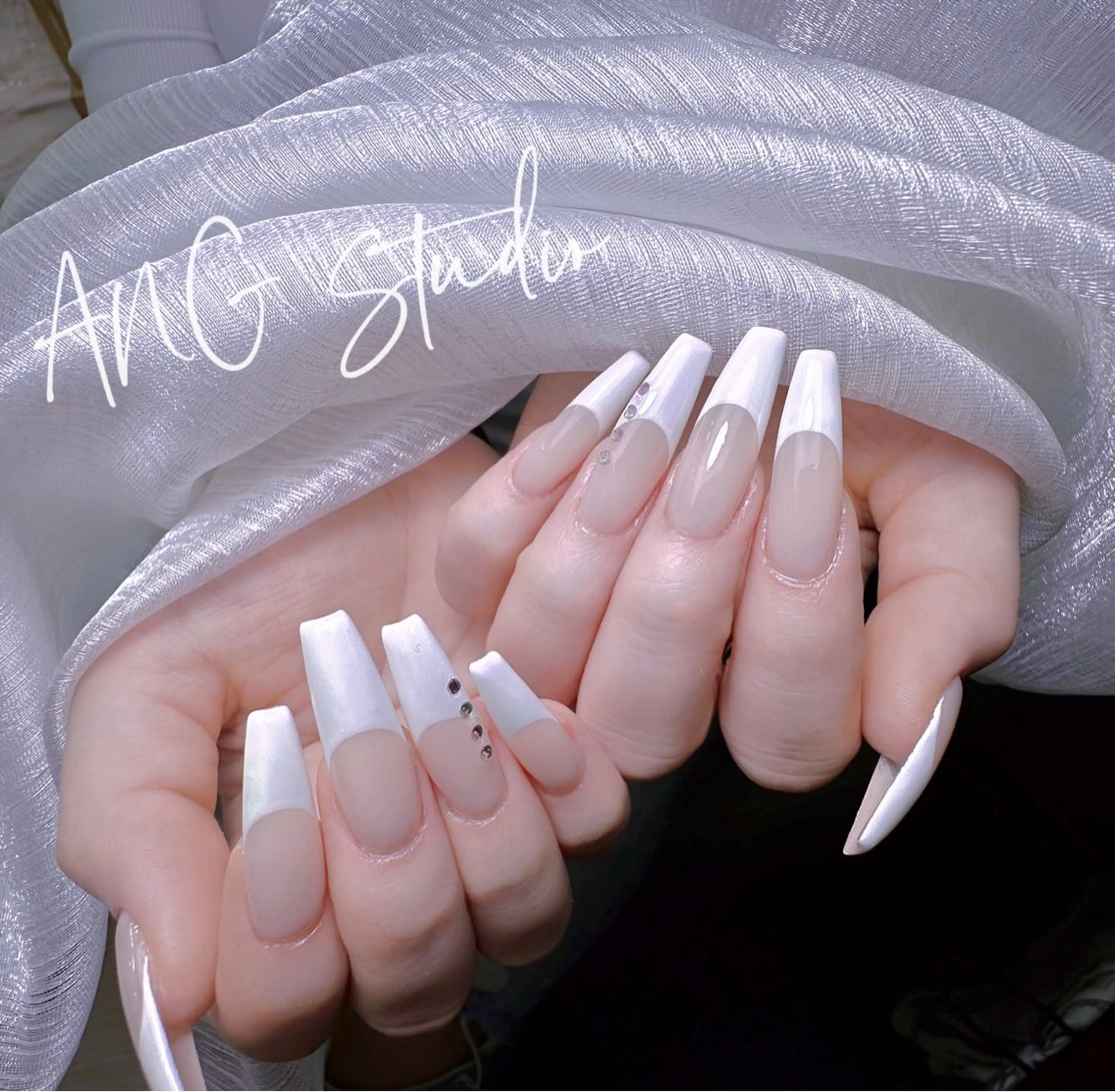 ネイル ハンドネイル ハンドケア ANG Studioのネイルデザイン