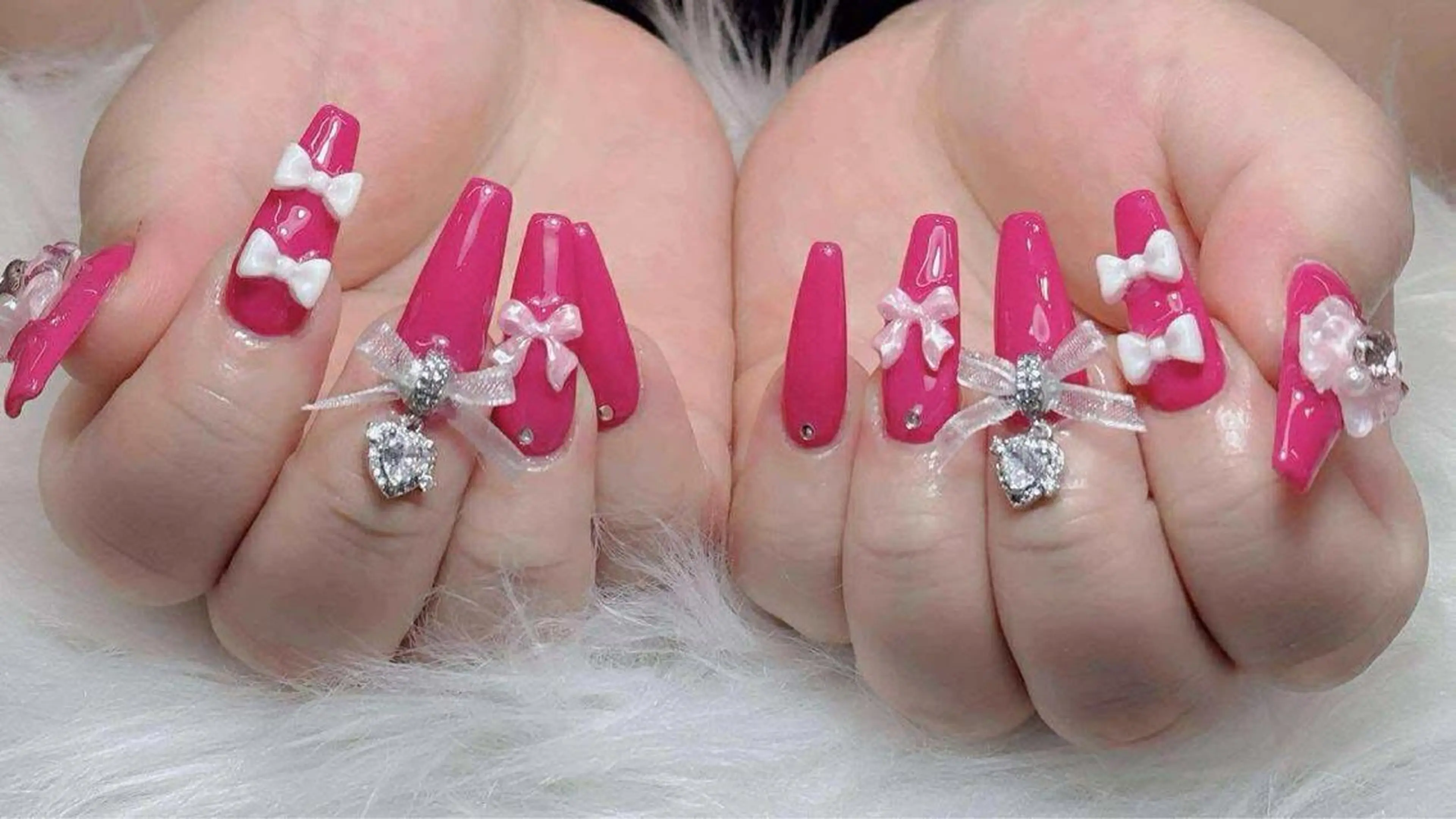 ネイル オーロラネイル チークネイル フットネイル フレンチネイル 韓国ネイル ハンドネイル Lumi Nailのネイルデザイン