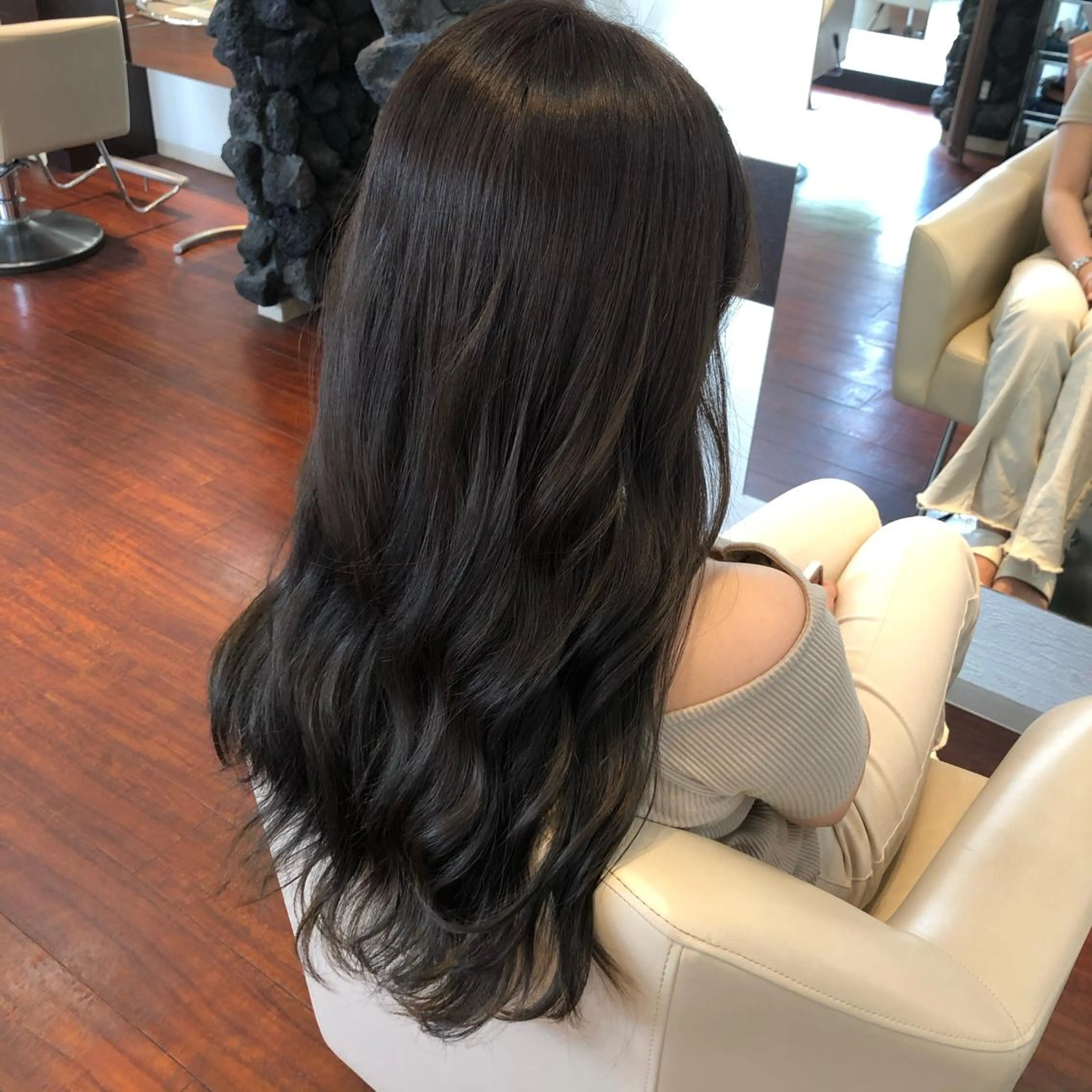 ロング カラー 澤村 亜衣理のヘアスタイル