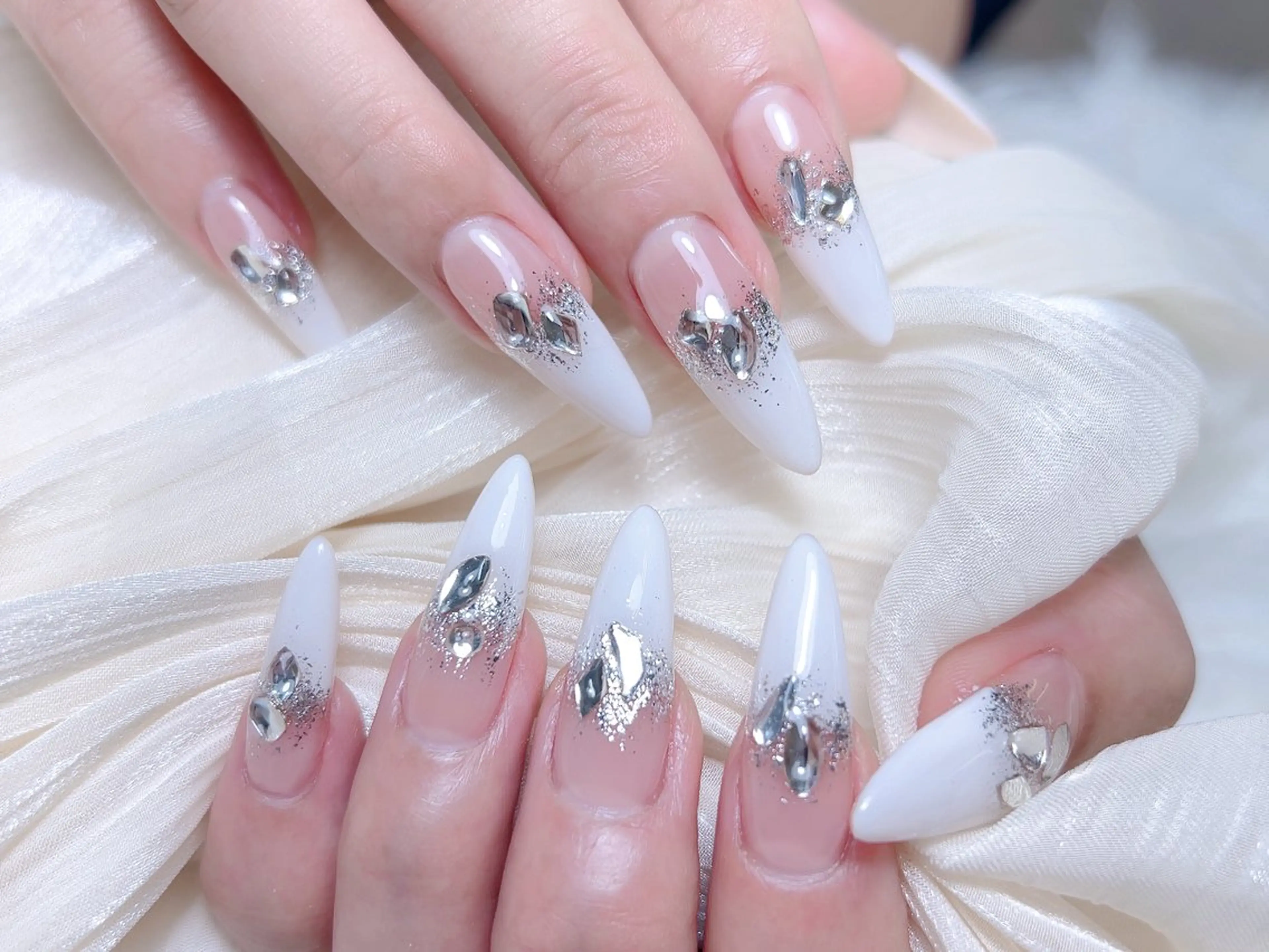 ネイル ハンドネイル 🎀Ｍ nails✨ ビューティーのネイルデザイン