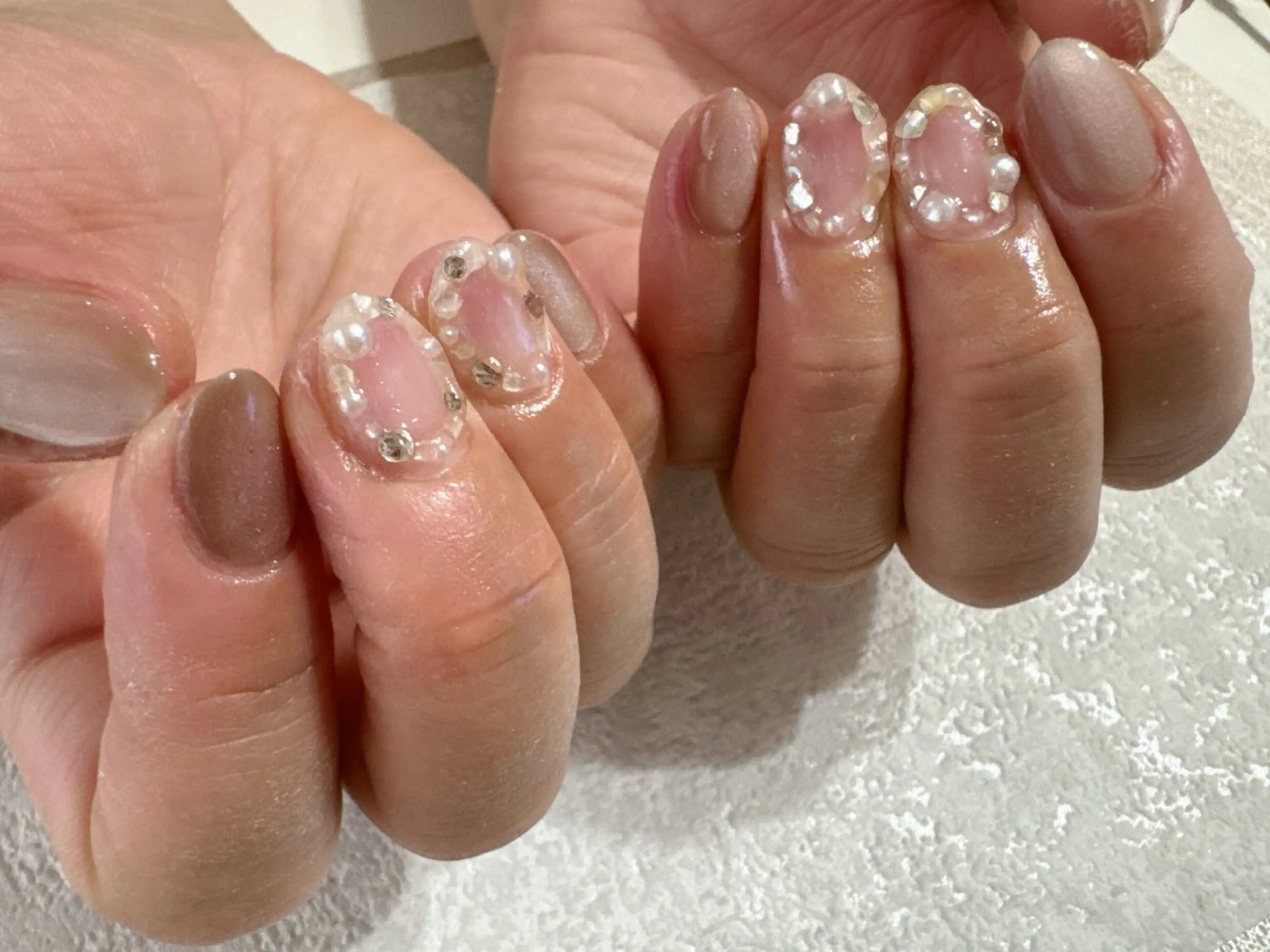 ネイル オーロラネイル フットネイル フレンチネイル ジェルネイル 韓国ネイル ハンドネイル kikinail 溝の口のネイルデザイン