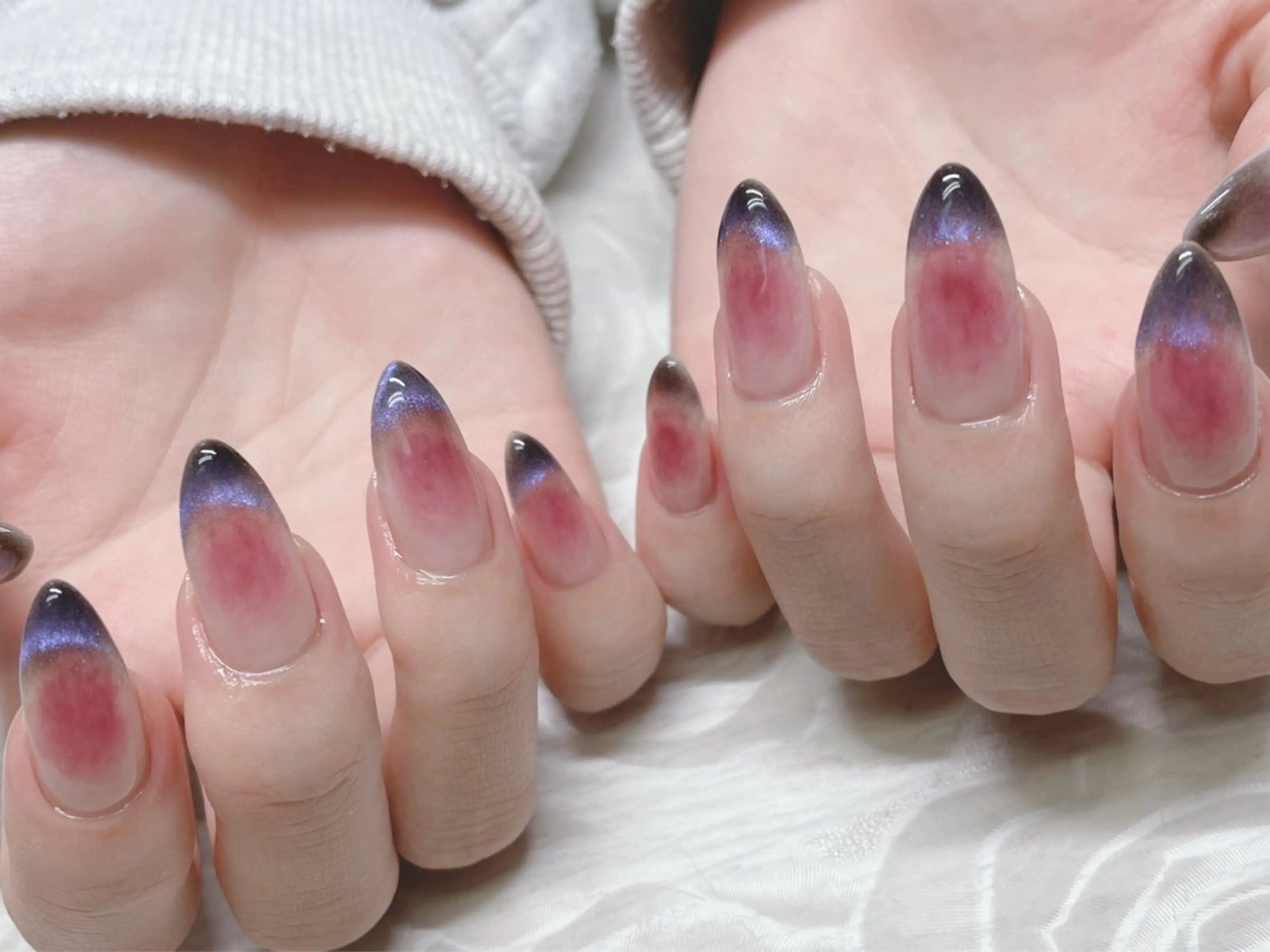 ネイル チークネイル フレンチネイル ジェルネイル キラキラネイル 韓国ネイル 芦辺 香奈のネイルデザイン