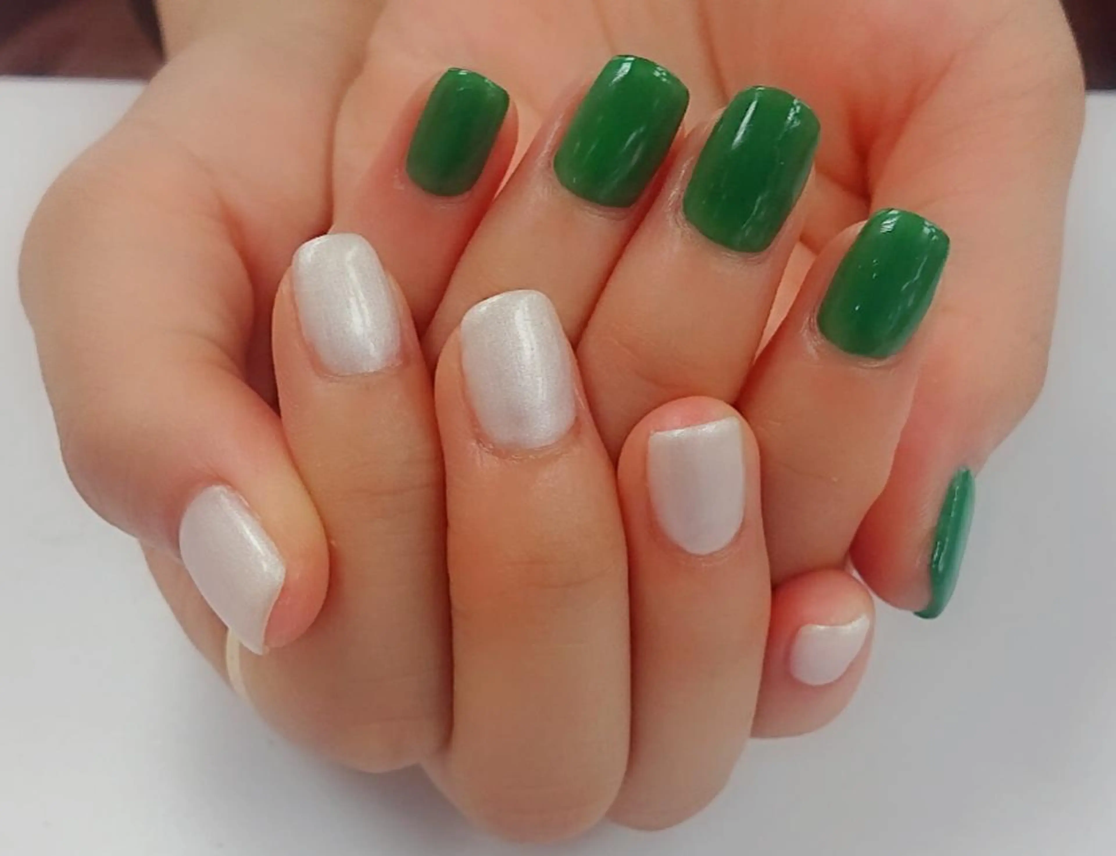 ネイル 🍒当日もOK🍒 𝑳𝑼𝑵𝑨花井のネイルデザイン