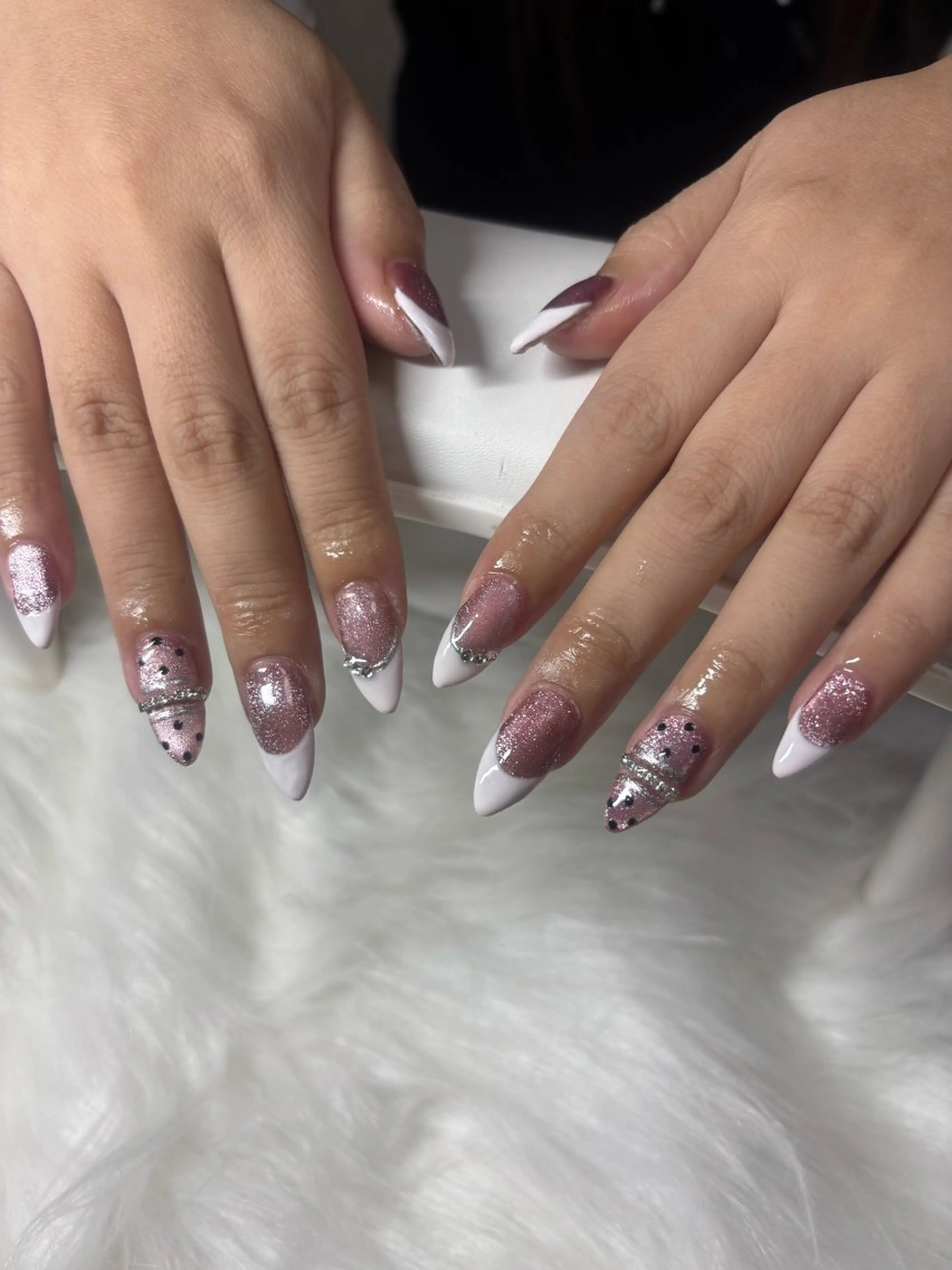 ネイル フラッシュネイル フラッシュマグ マグネットネイル ハンドネイル 憩い所属・Belle nailのネイルデザイン