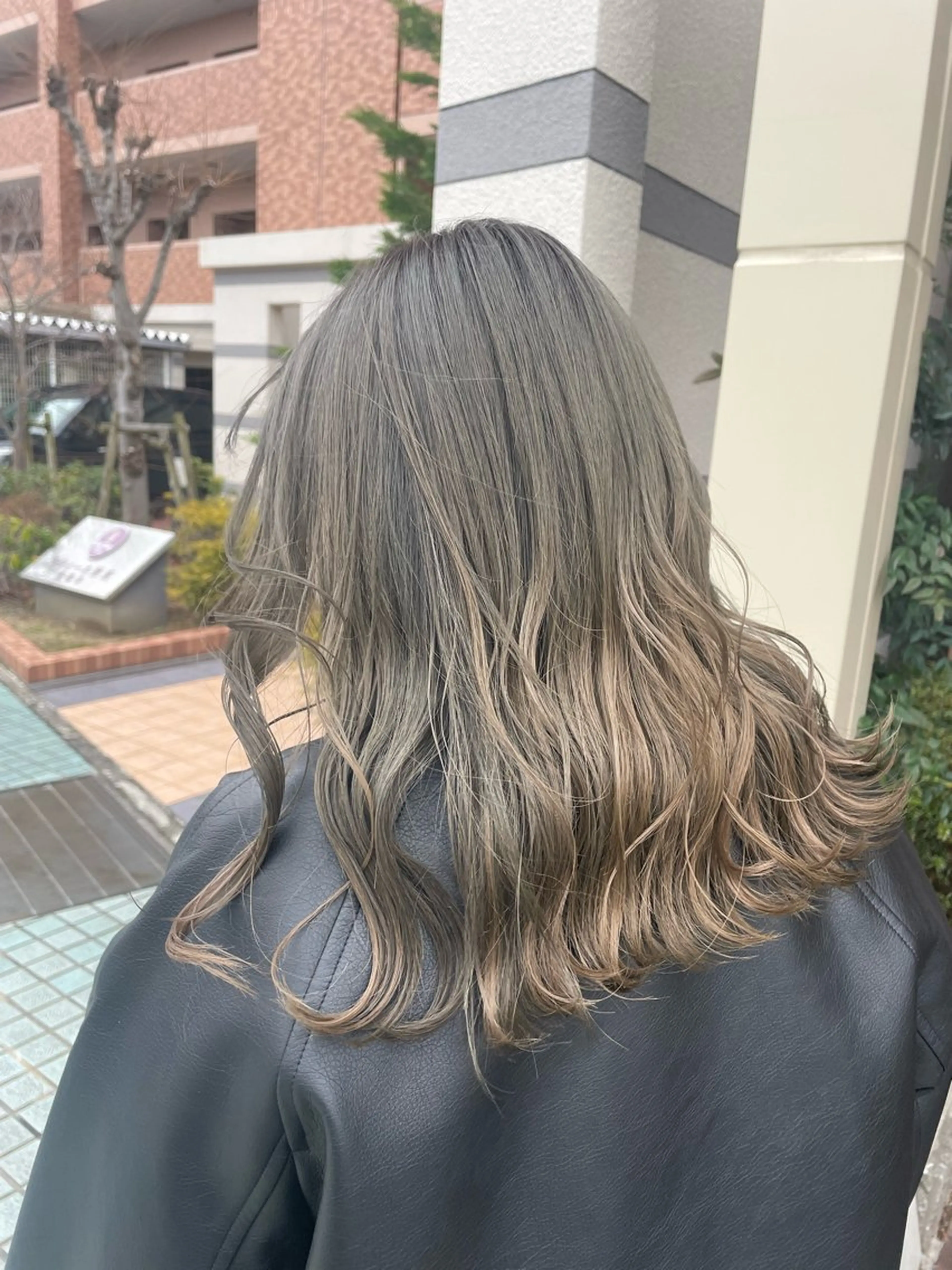 セミロング eclat   hairsBEAU group所属・hairs BEAU 藤田彩夏のヘアスタイル