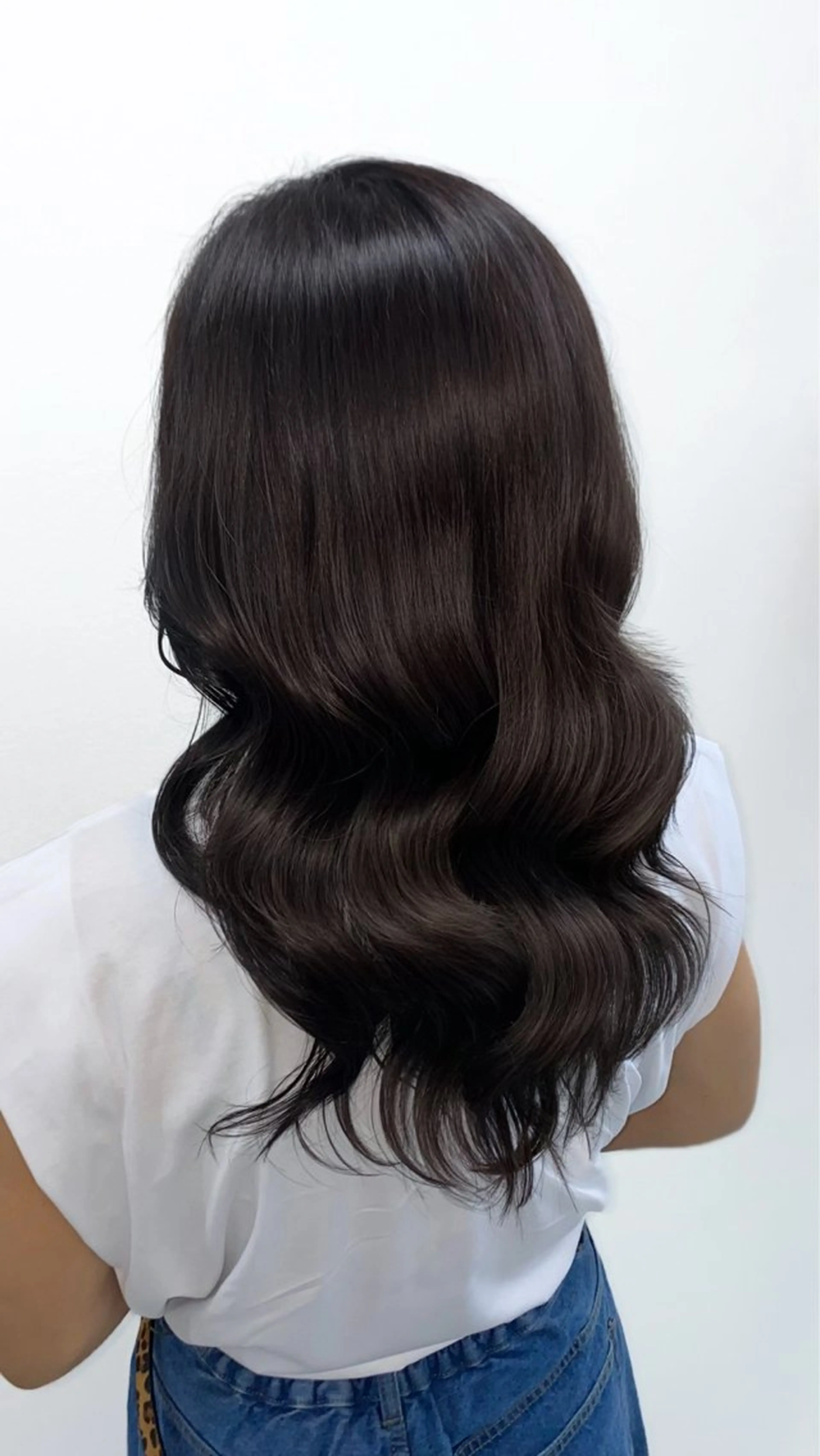 セミロング カラー BOND TOKYO所属・🌈似合わせカラー 🎀 MIO🌈のヘアスタイル