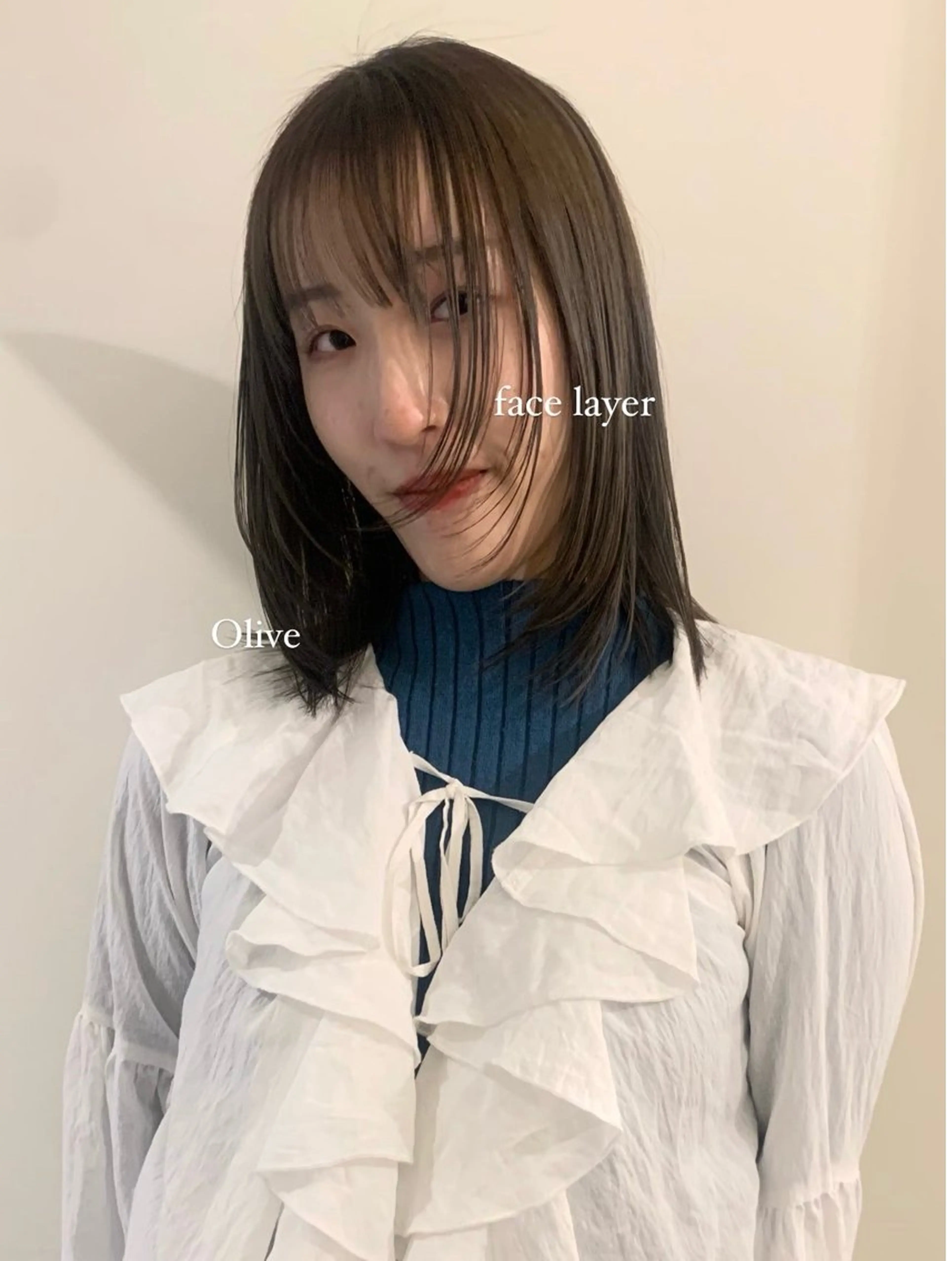 セミロング カラー レイヤーカット カット ヘアカラー トリートメント 落合希 Olivebeigeのヘアスタイル