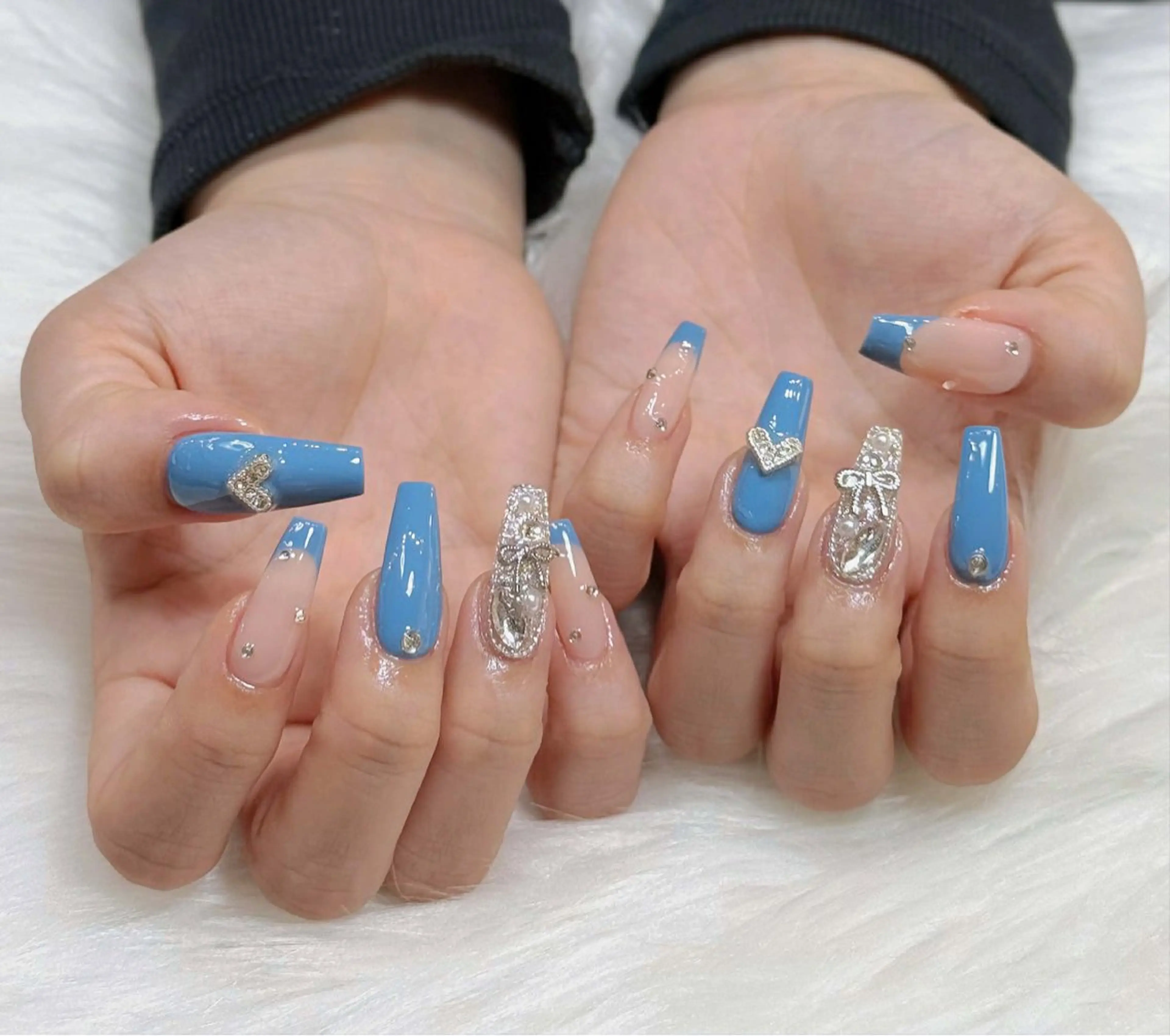 ネイル アートネイル オーロラネイル ジェルネイル 韓国ネイル ロングネイル ハンドネイル Nichi Nailsのネイルデザイン