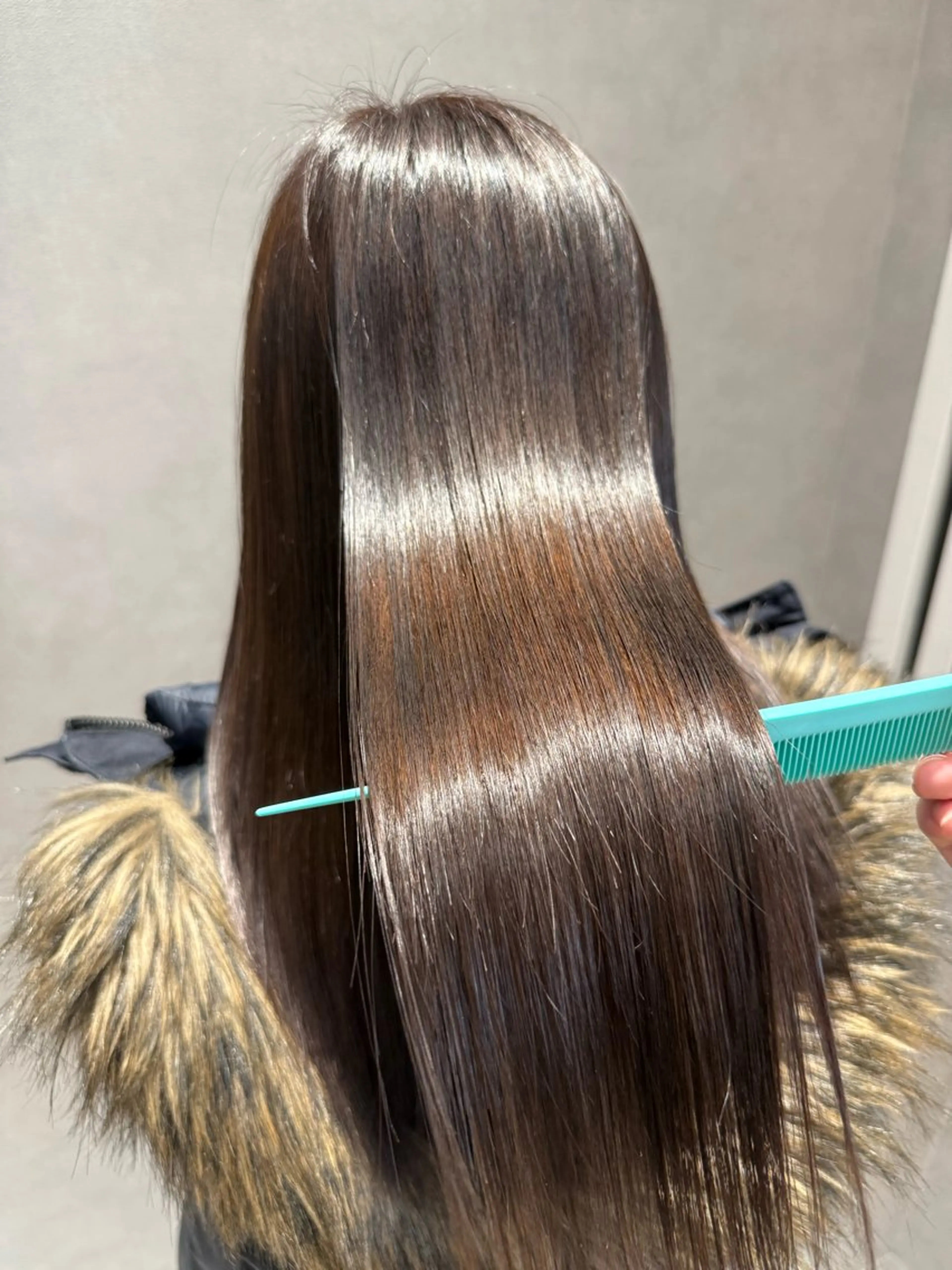 ロング カラー パーマ ブラウンカラー 髪質改善 ストレートパーマ カット ヘアカラー 縮毛矯正 インナーカラー/ ストレート/奥野洸也のヘアスタイル