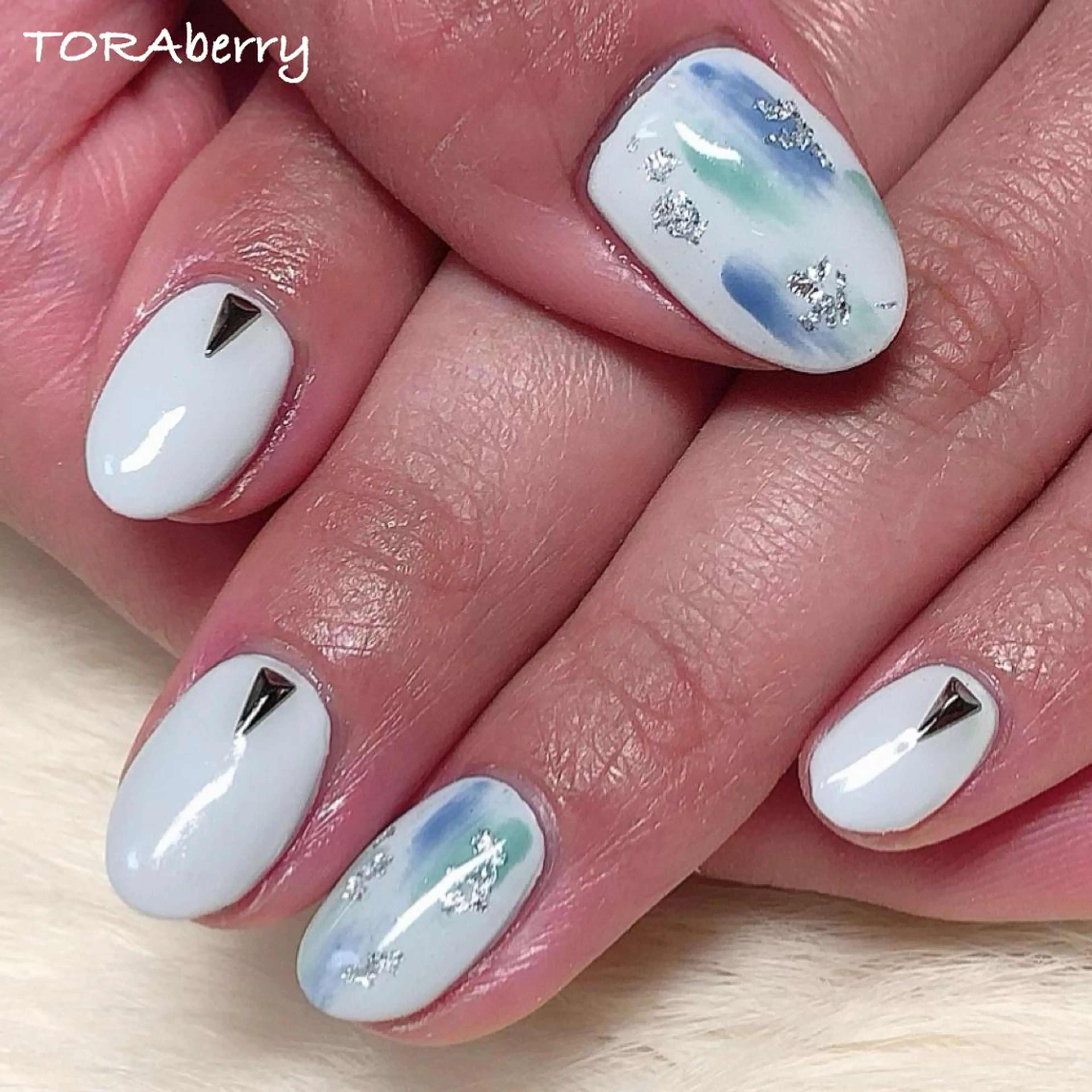 ネイル ニュアンスネイル ハンドネイル ネイリスト なつみのネイルデザイン