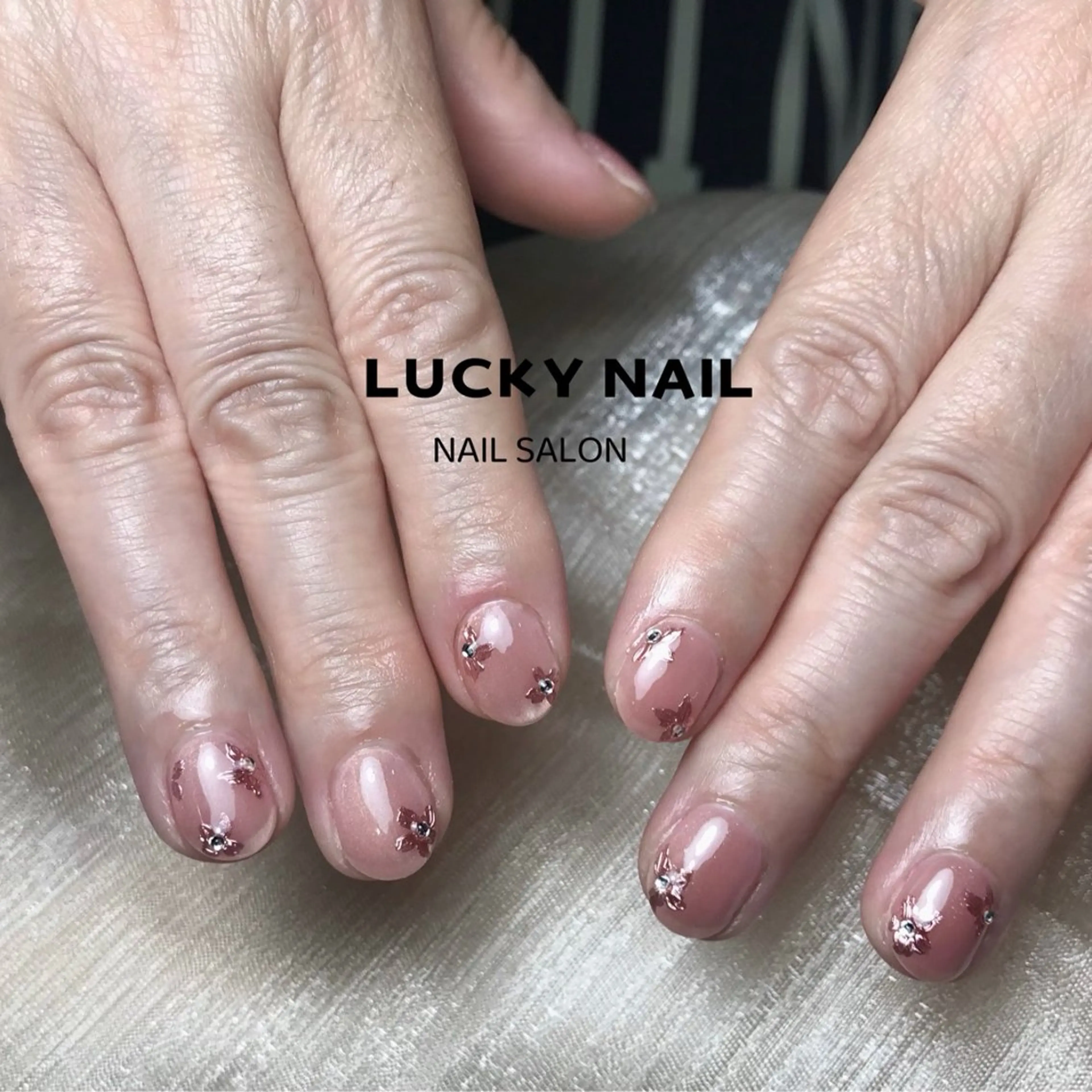ネイル LUCKY NAILのネイルデザイン