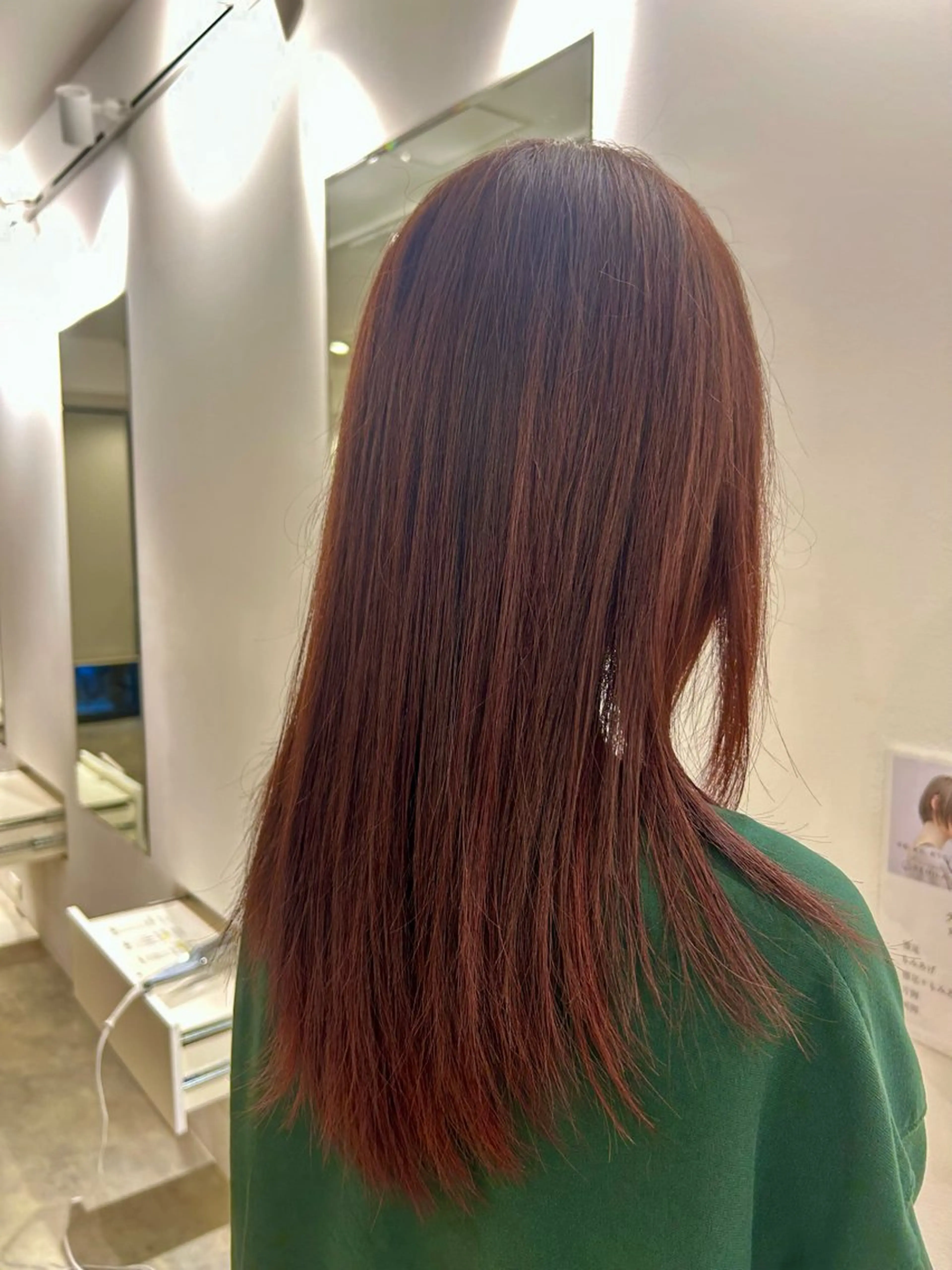 セミロング ピンクブラウン 小田切 心菜のヘアスタイル