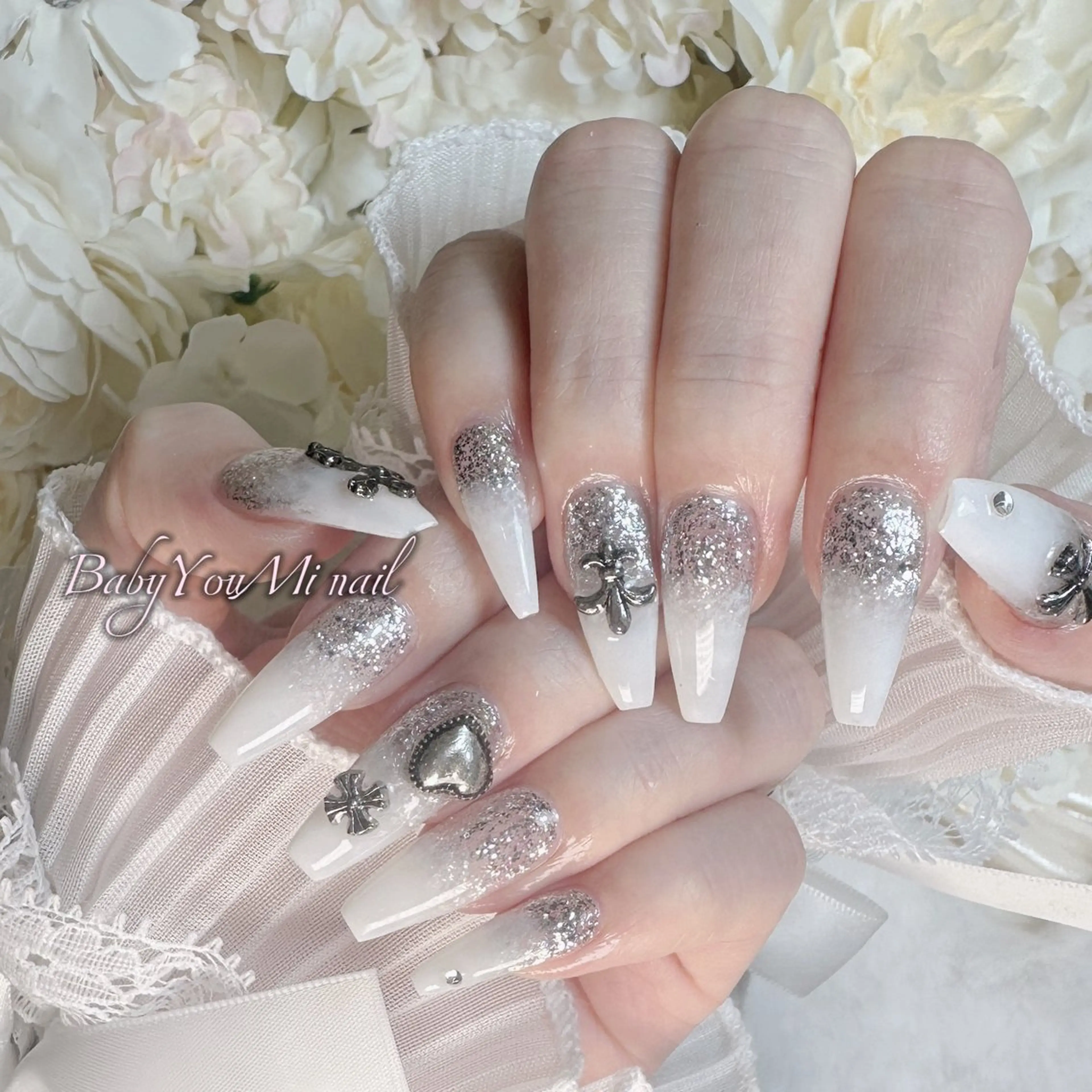 ネイル オーロラネイル 成人式 フットネイル フレンチネイル ジェルネイル ハンドネイル BabyYouMi nailのネイルデザイン