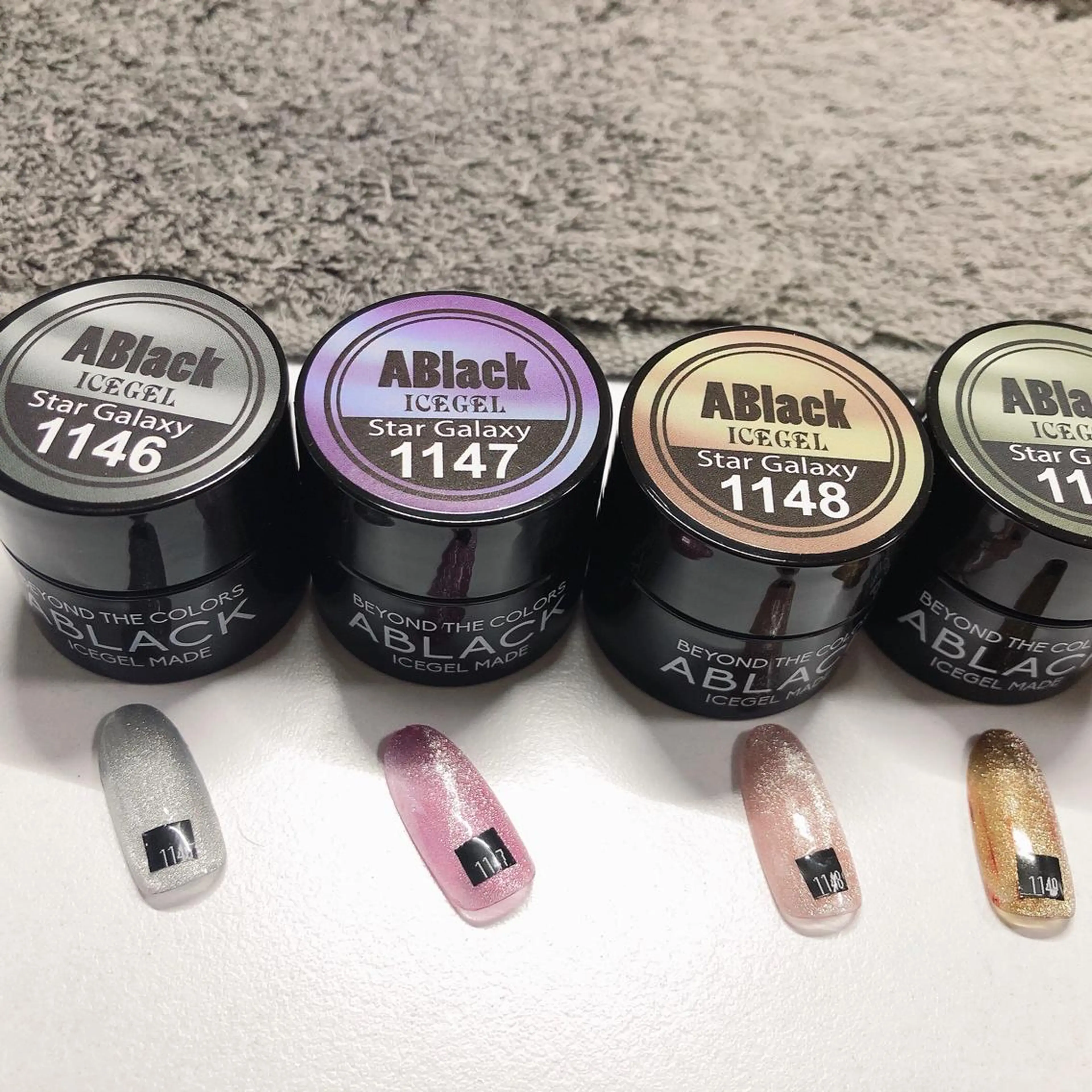 ネイル ジェルネイル マグネットネイル 奥園 良恵のネイルデザイン