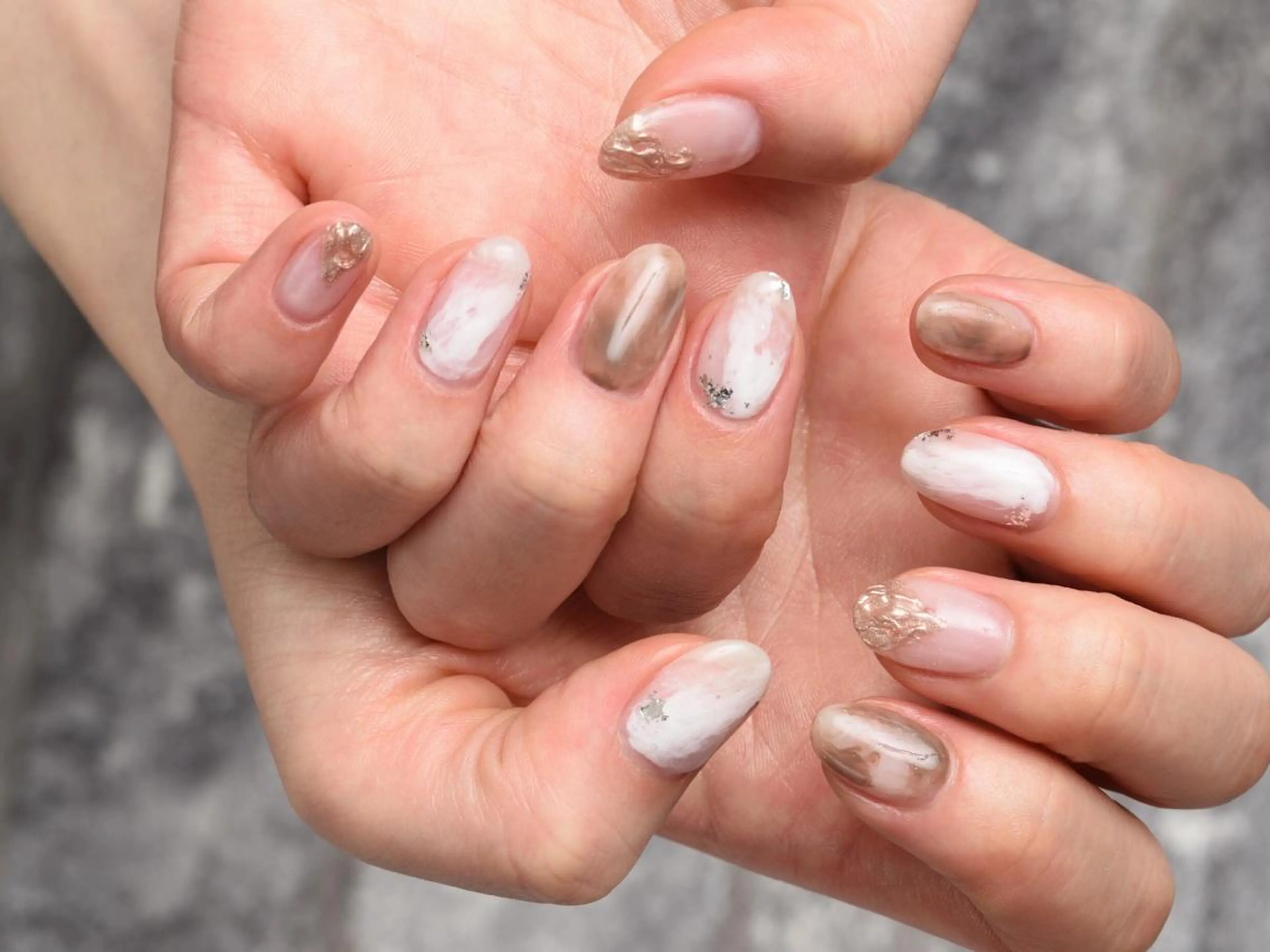 ネイル ニュアンスネイル aime 中崎町のネイルデザイン