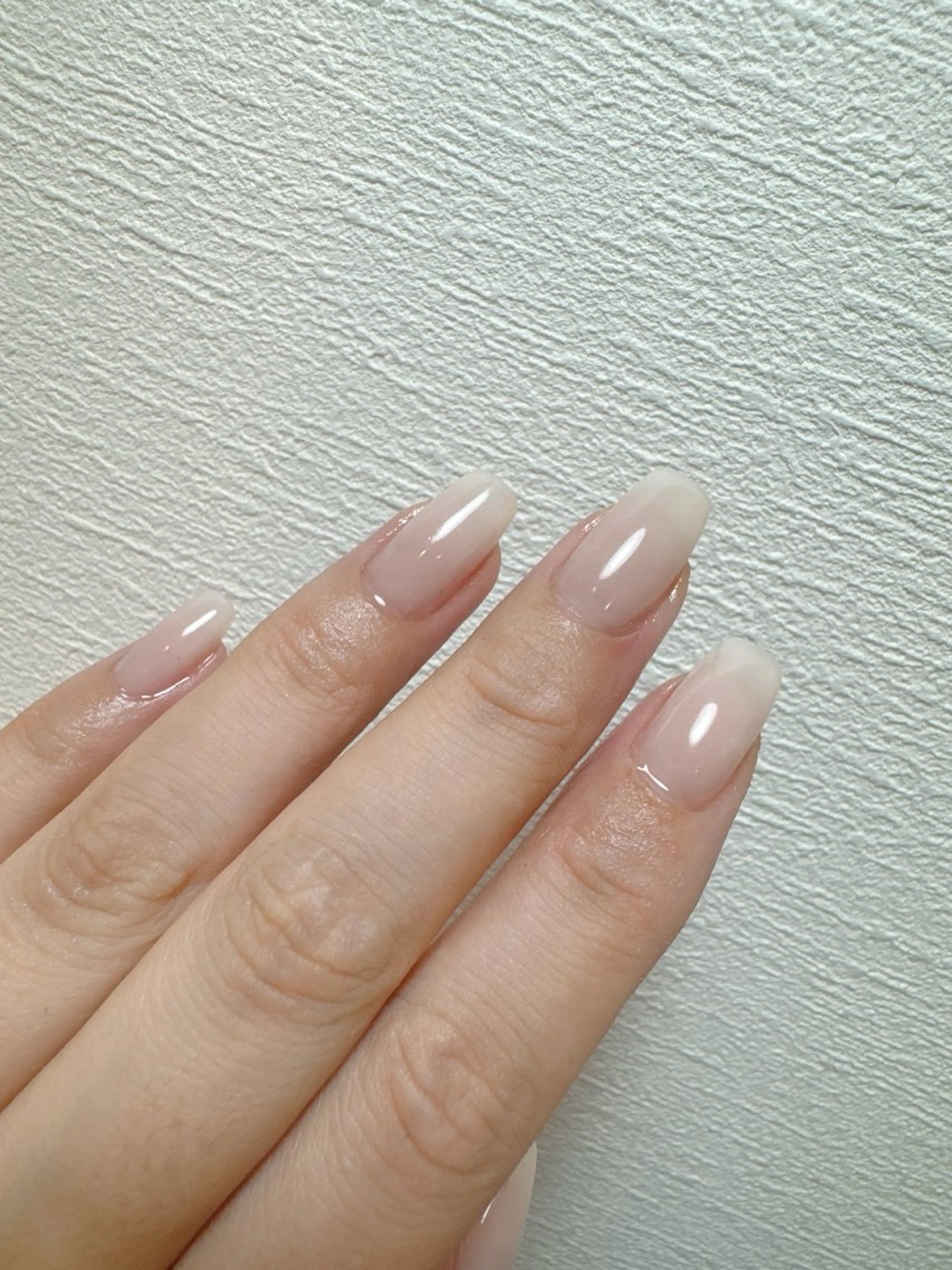 ネイル ホワイト yglow所属・yglow 【yuri】のネイルデザイン