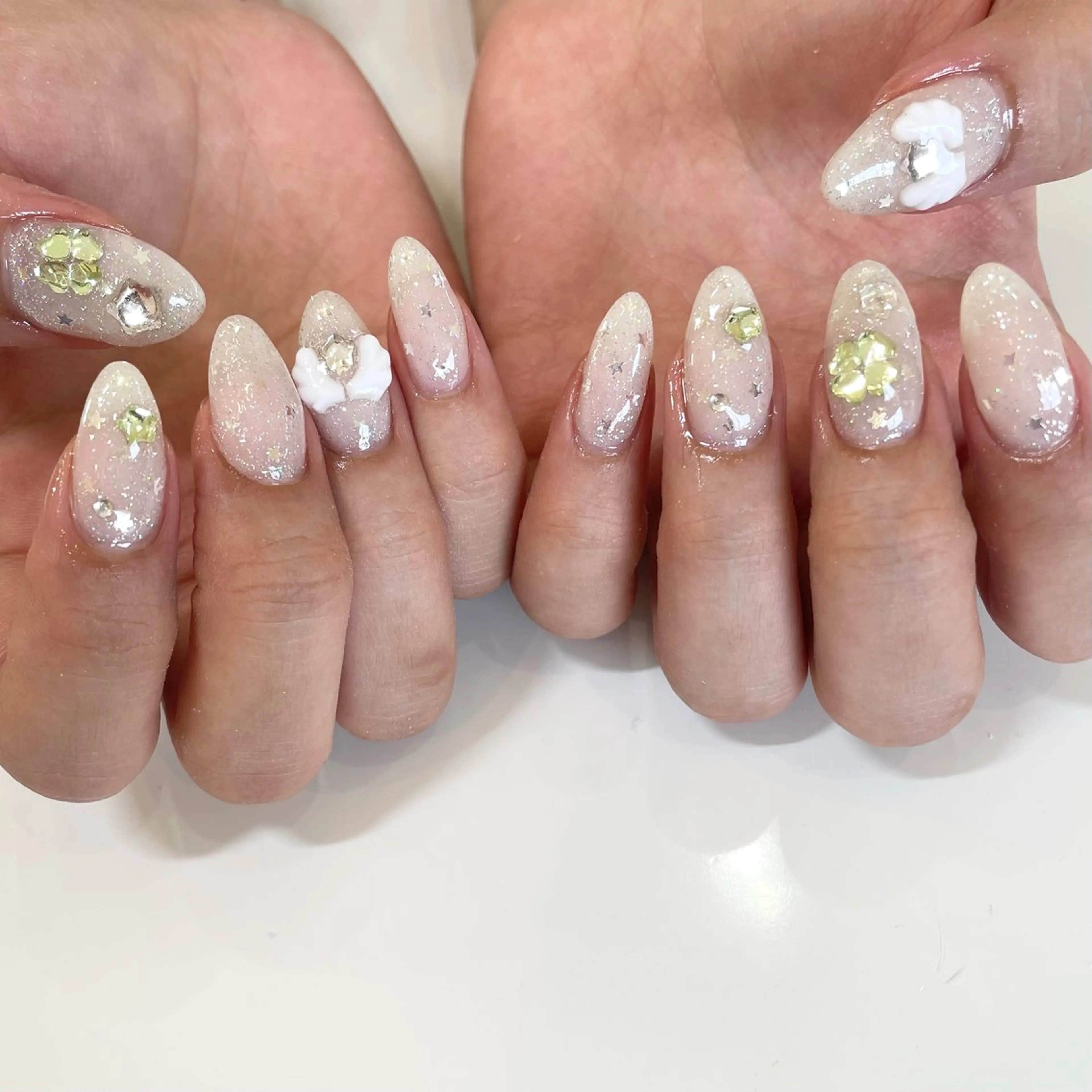 ネイル Nail Salon Gummi.のネイルデザイン