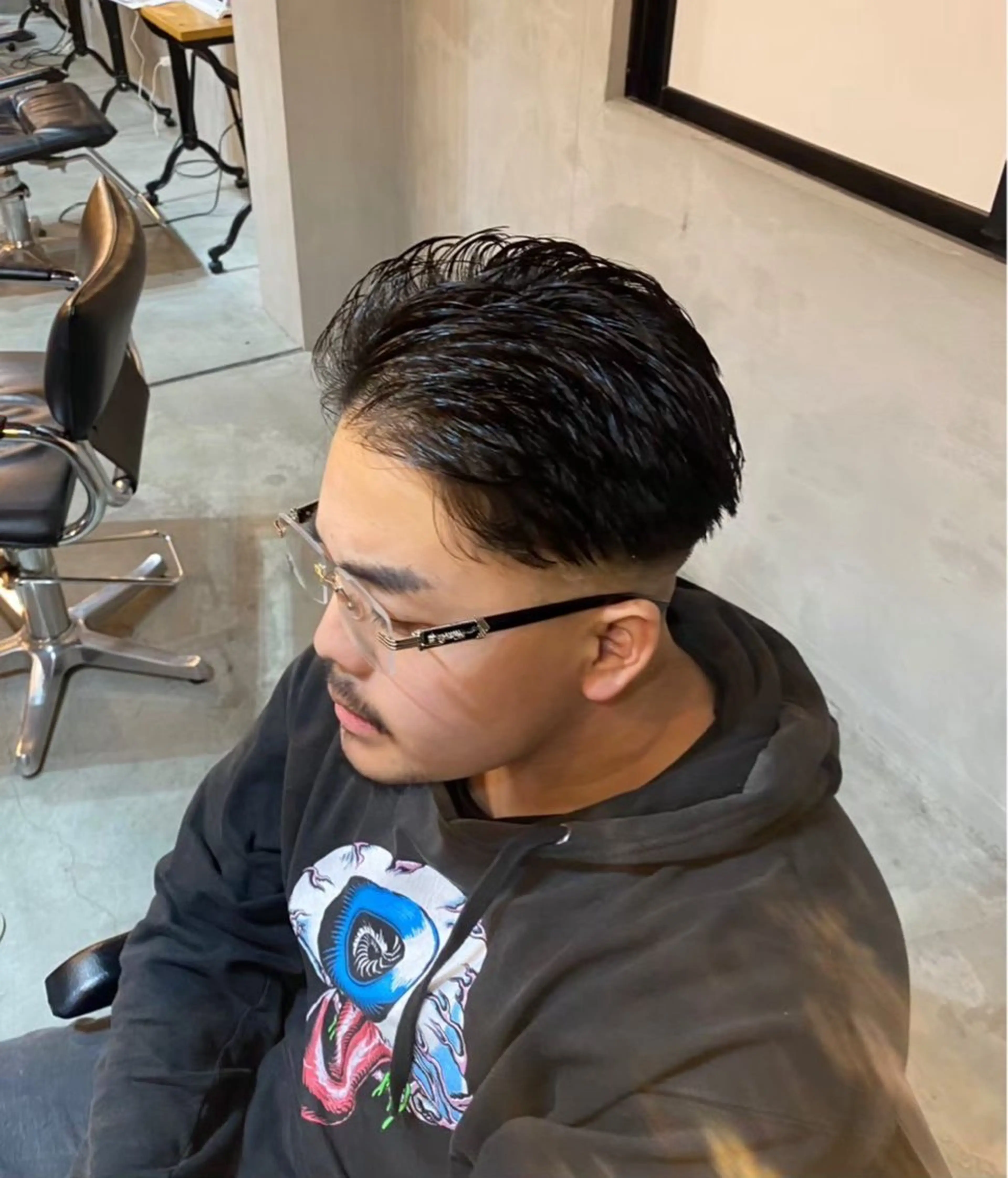 メンズ 新井 郁矢の眉毛・アイブロウイメージ