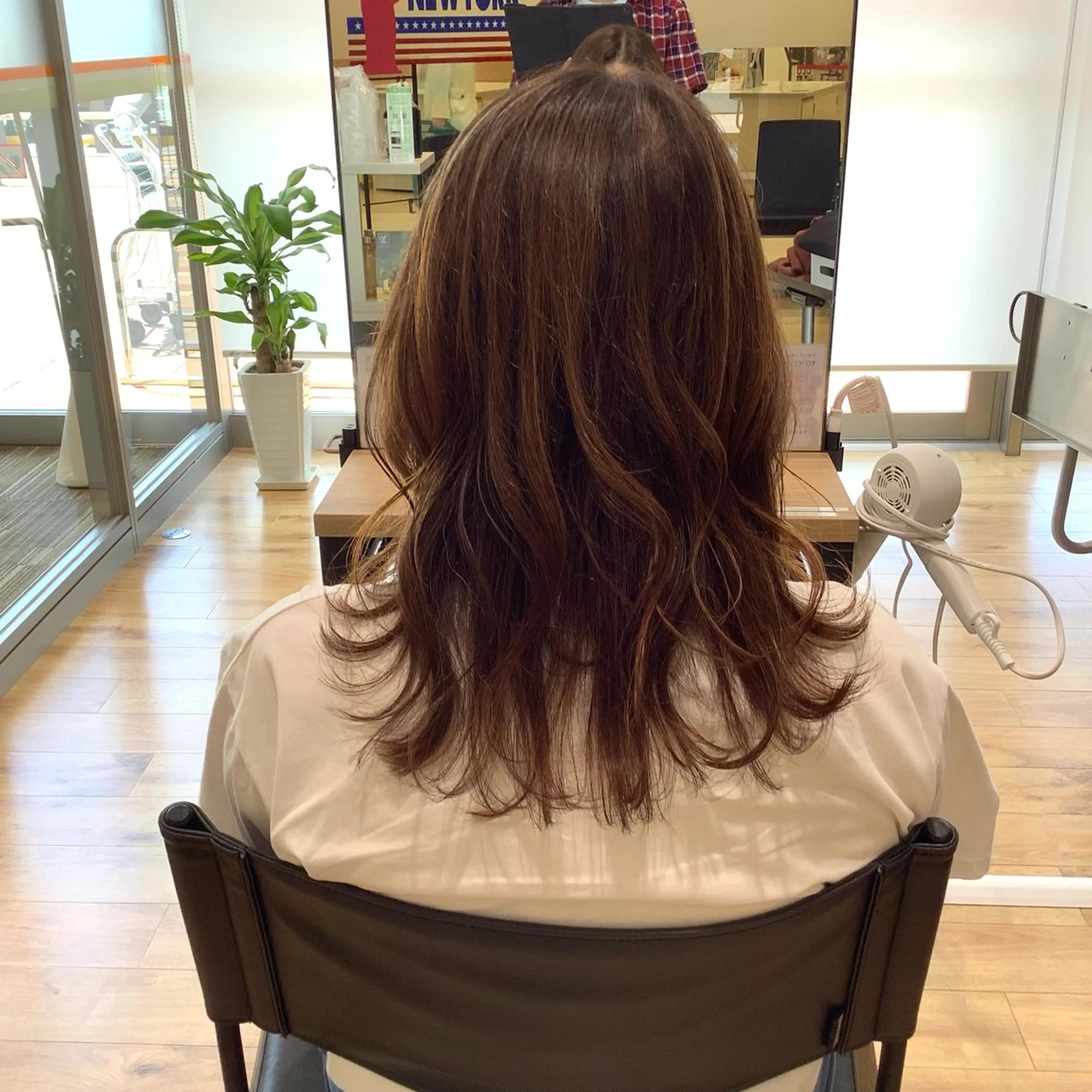 セミロング カラー カット ヘアカラー エイジングケア特化 美容師✂️山崎竜二のヘアスタイル