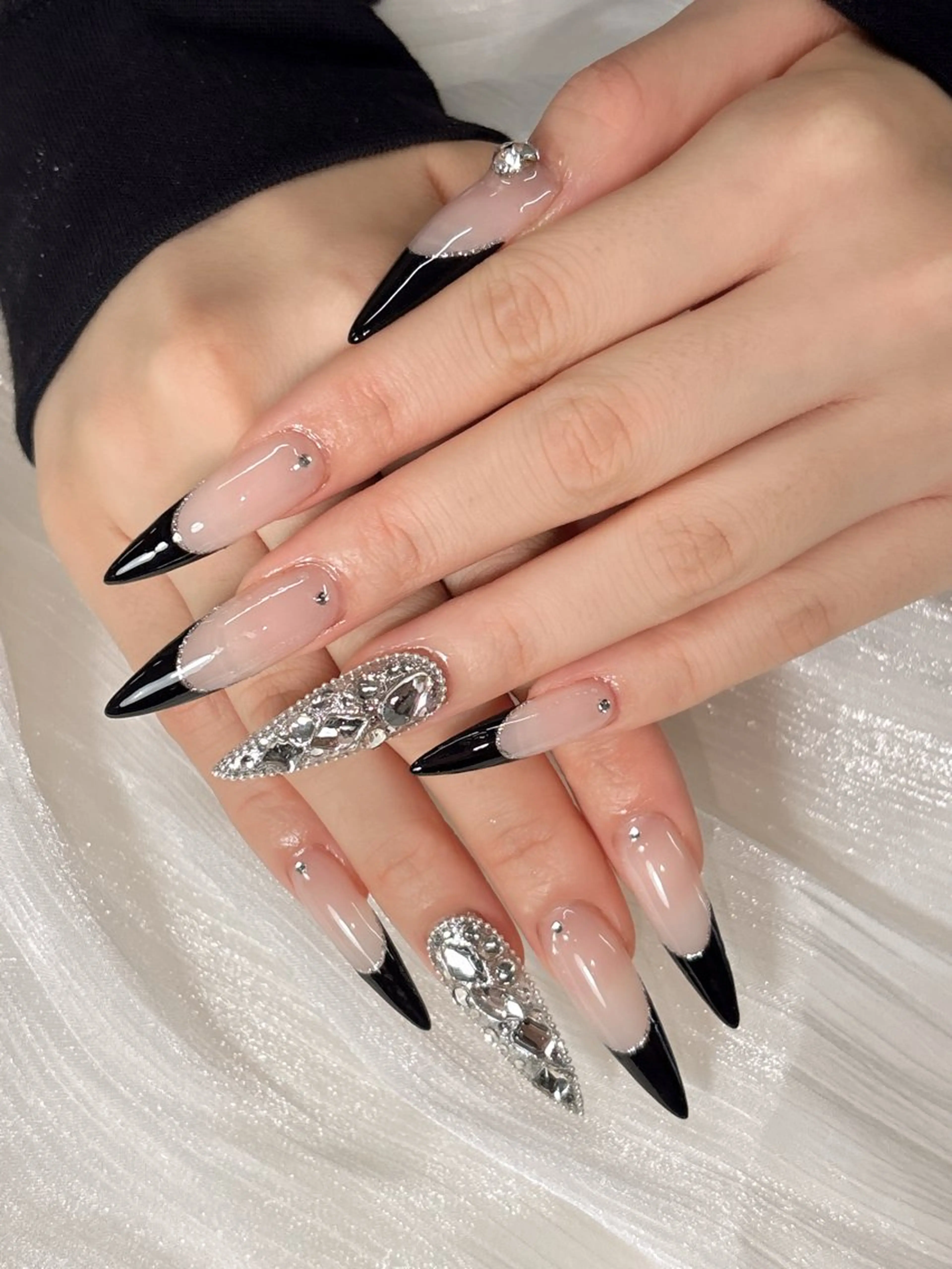 ネイル W&nail  slon所属・W·mai nail 関内のネイルデザイン