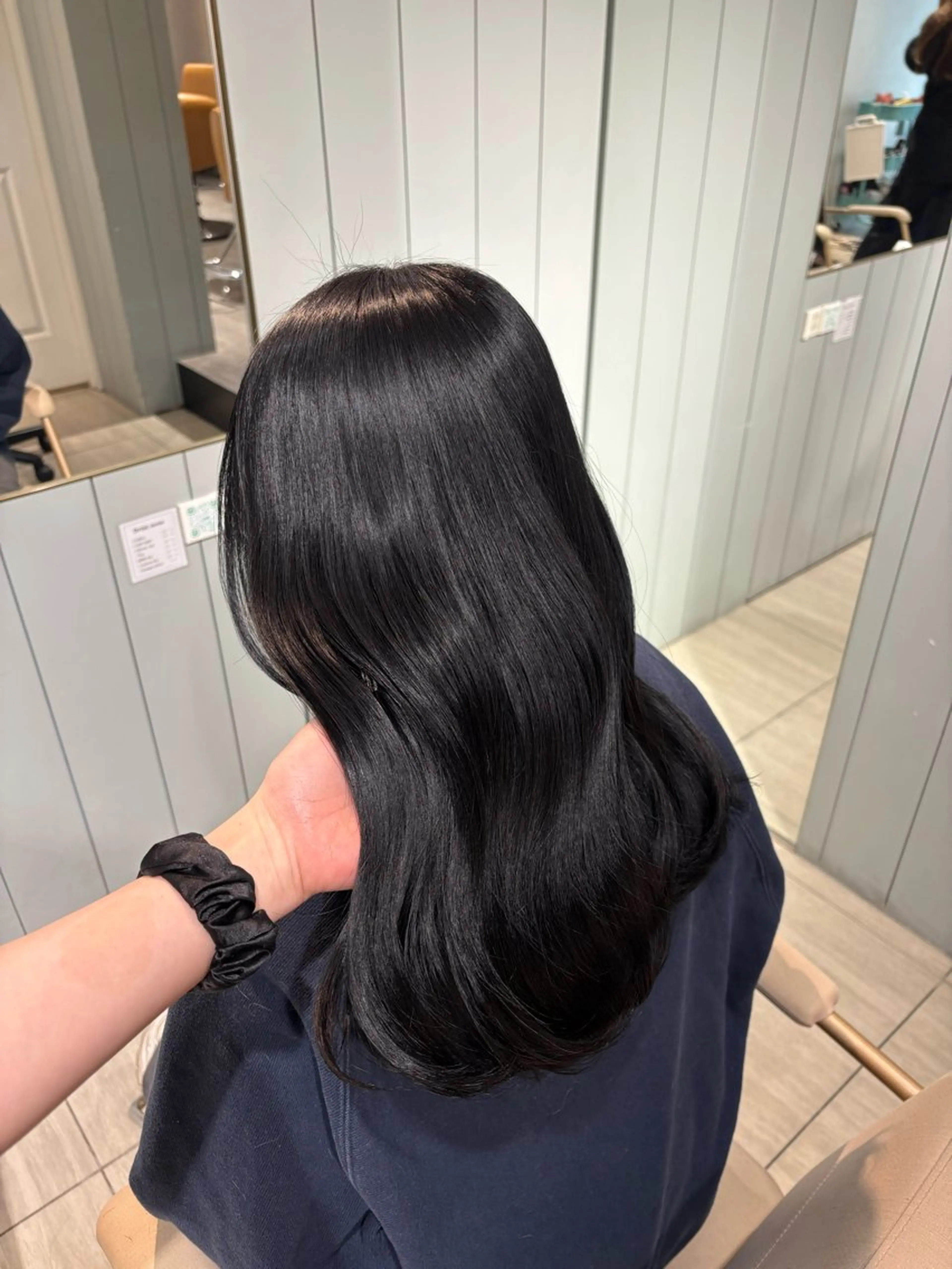 カラー 髪質改善 ヘアカラー トリートメント 縮毛矯正／レイヤー／ 髪質改善／海月のヘアスタイル