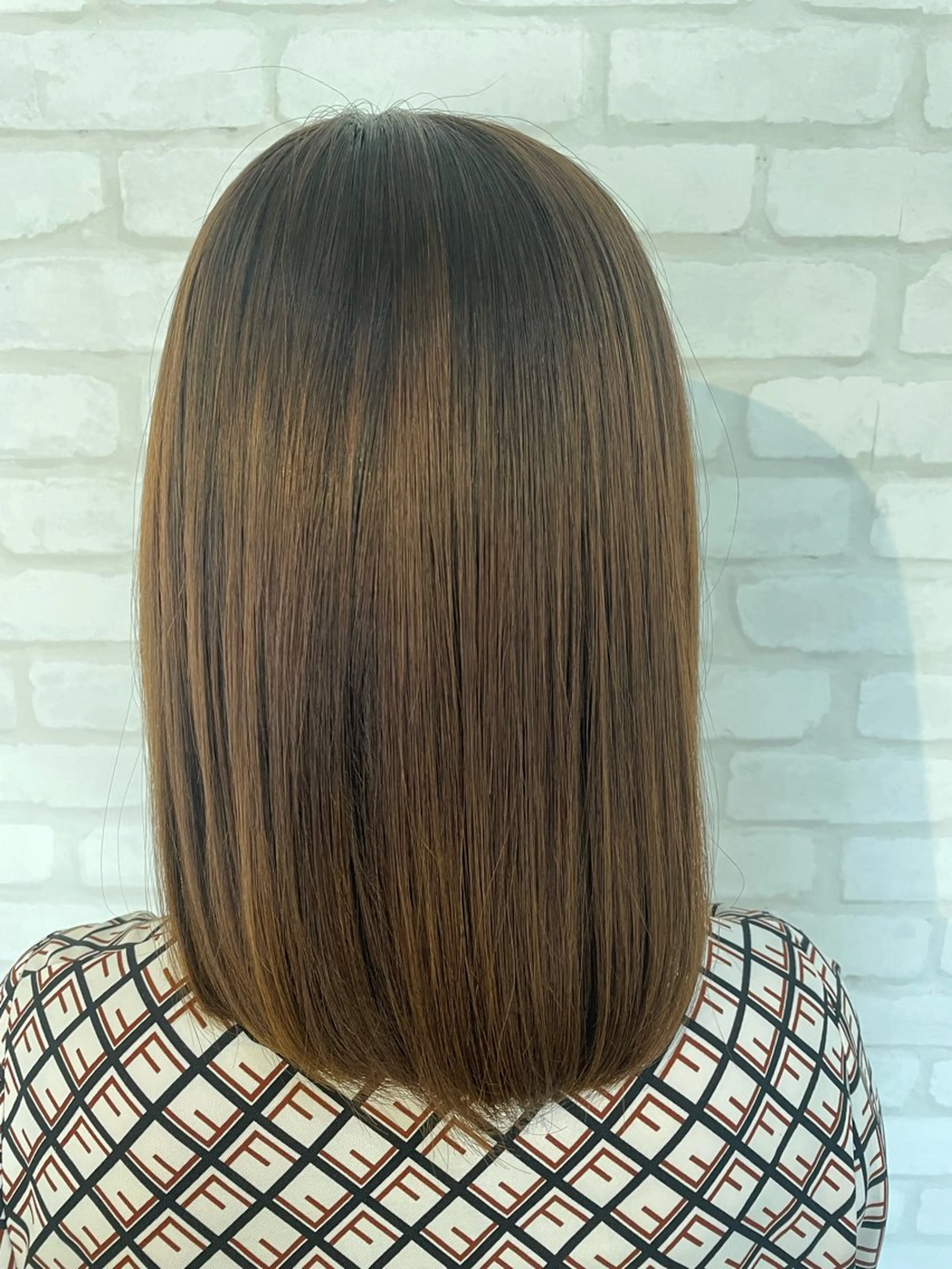 ミディアム カット ヘアカラー Urio所属・今雪 聡美のヘアスタイル