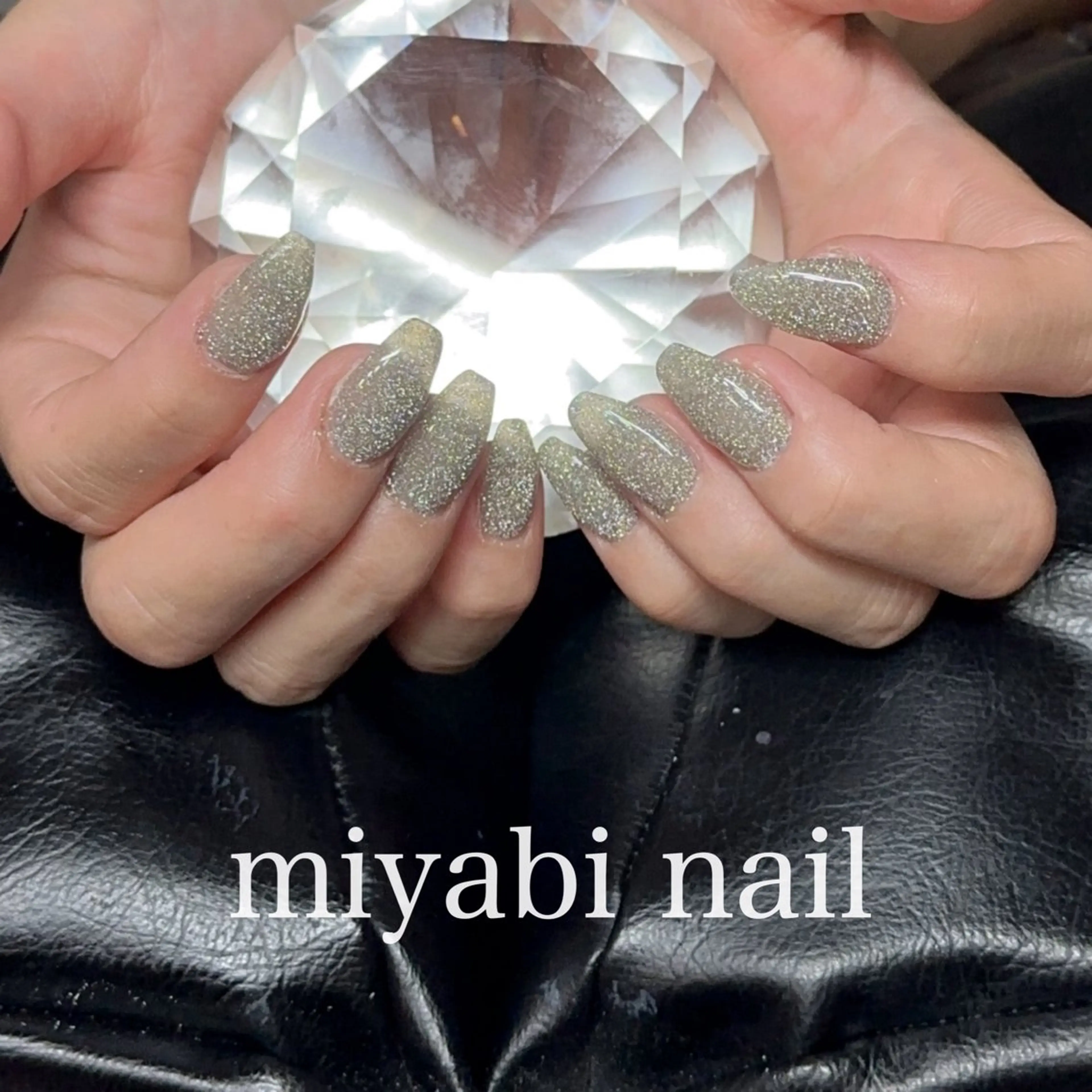 ネイル フラッシュネイル ジェルネイル キラキラネイル 持ち込み ハンドネイル miyabi nail 桂川駅近くのネイルデザイン