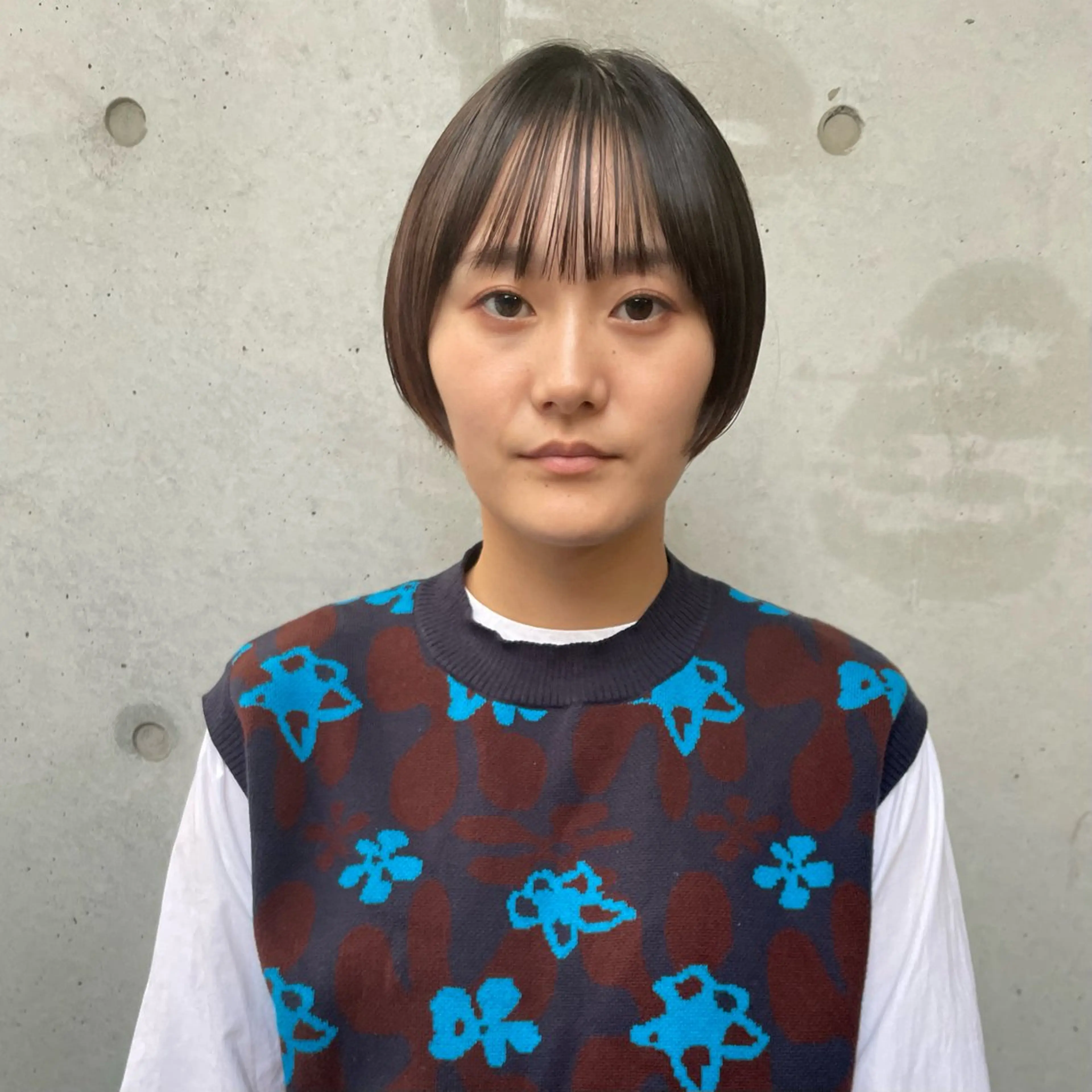 ショート カラー カット ヘアカラー ホリケ アオイのヘアスタイル