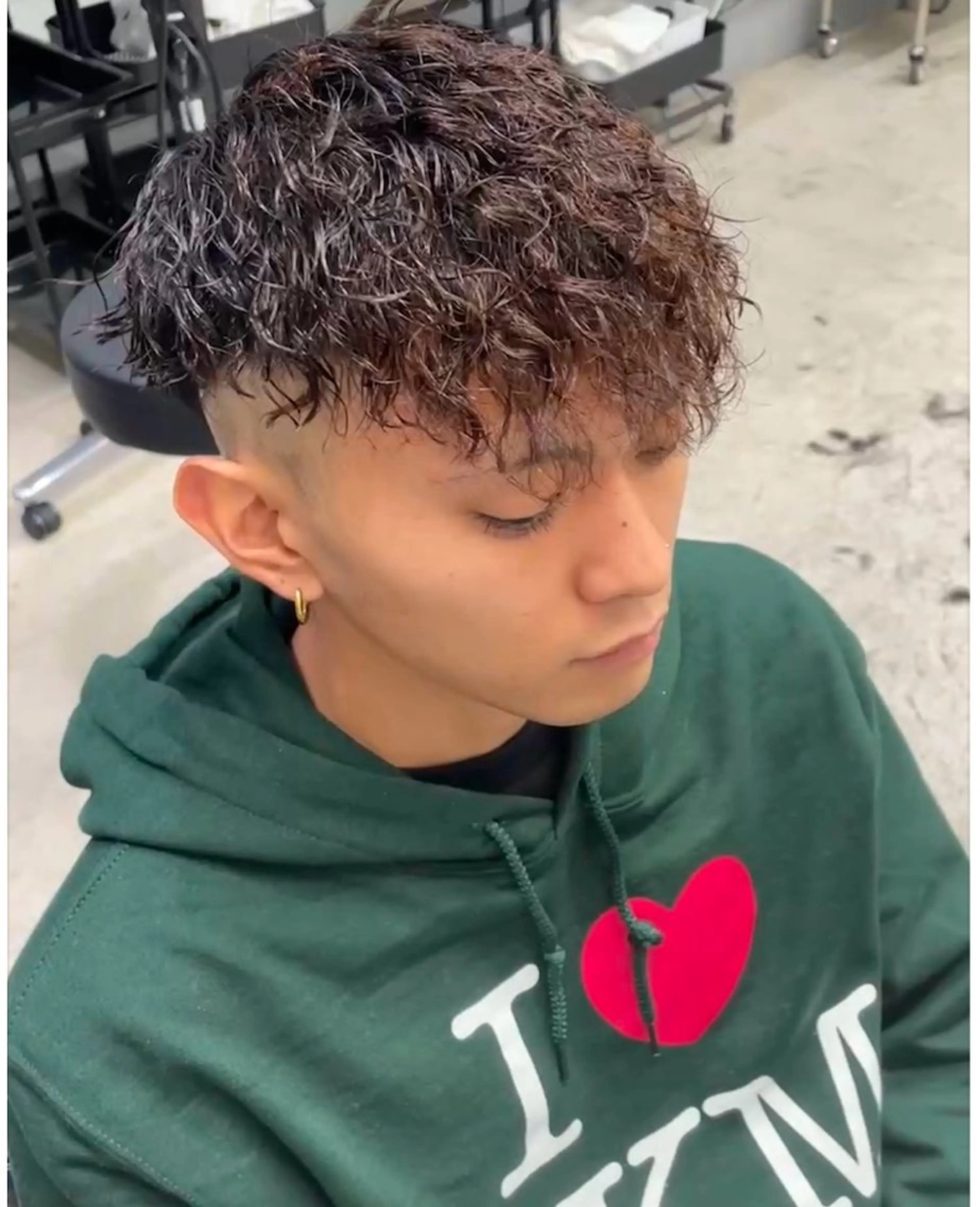 ショート パーマ メンズ カット パーマ メンズ専門サロン wokeのヘアスタイル