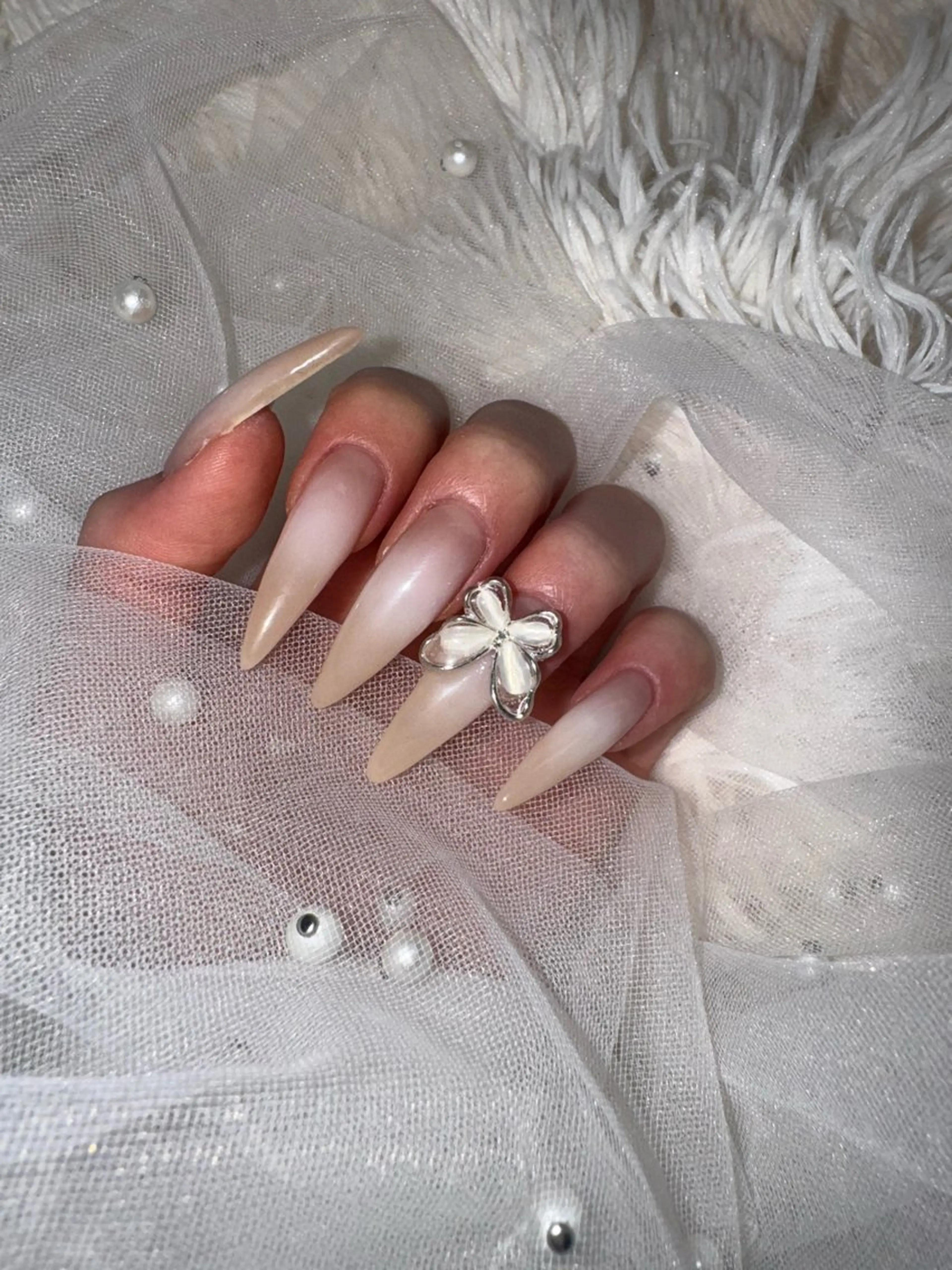 ネイル ハンドネイル Nail salon LINO所属・LINO nail chihori🌻のネイルデザイン