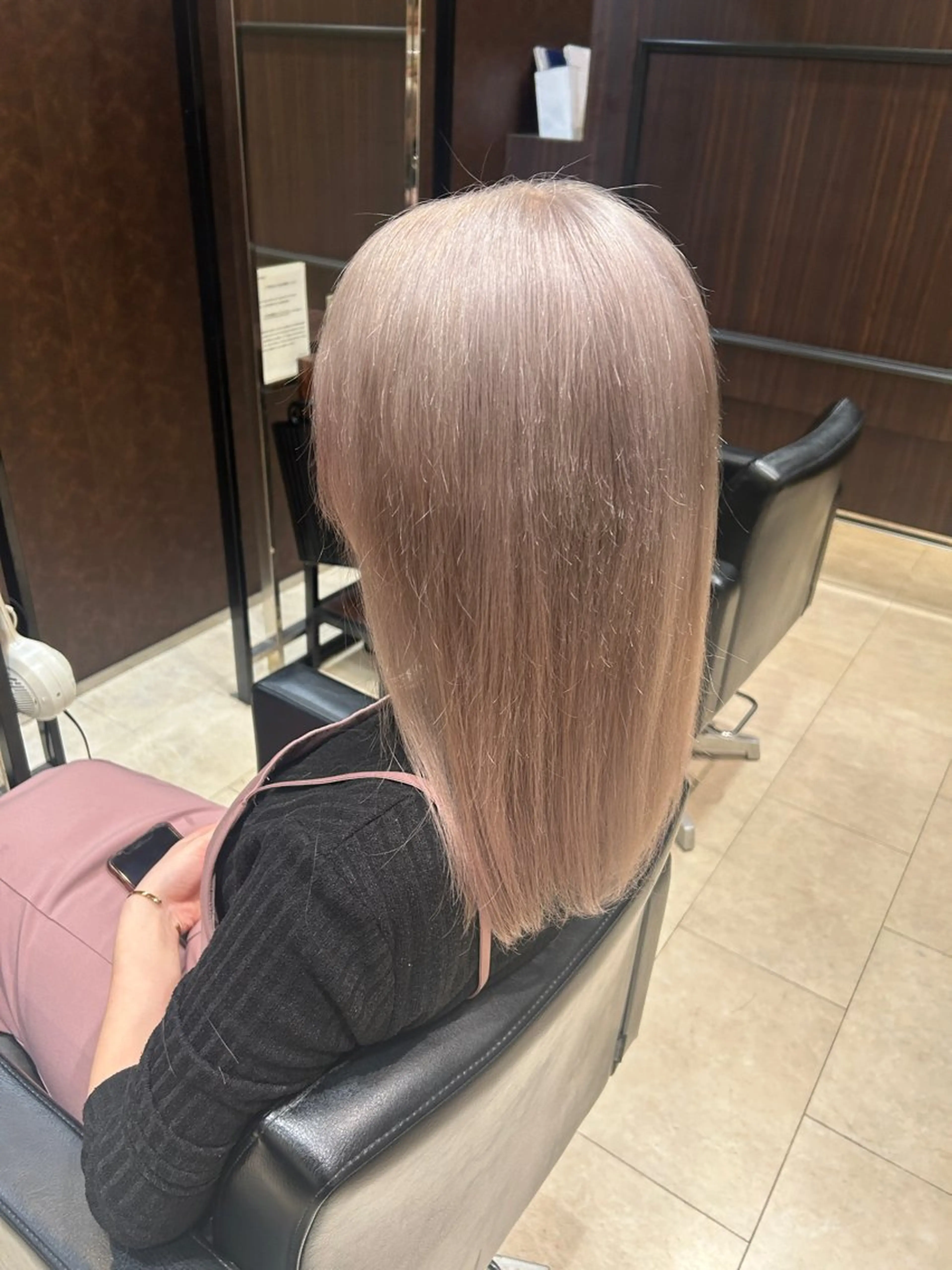 【50%off!1日1名限定】Wカラー(ブリーチ可)+クイックトリートメントの写真