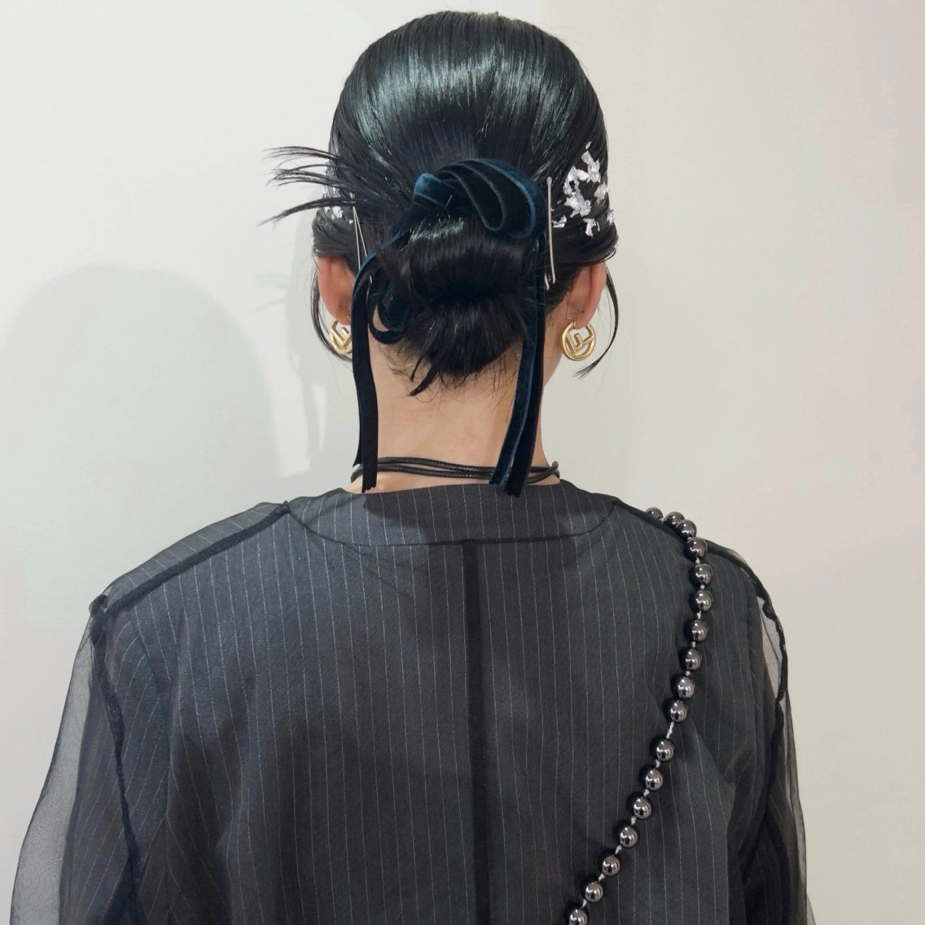 ミディアム カラー ヘアアレンジ 透明感カラー ボブ 顔まわりレイヤー 顔周りカット ハッシュカット ヘアセット nonoka オリーブ/グレージュのヘアスタイル