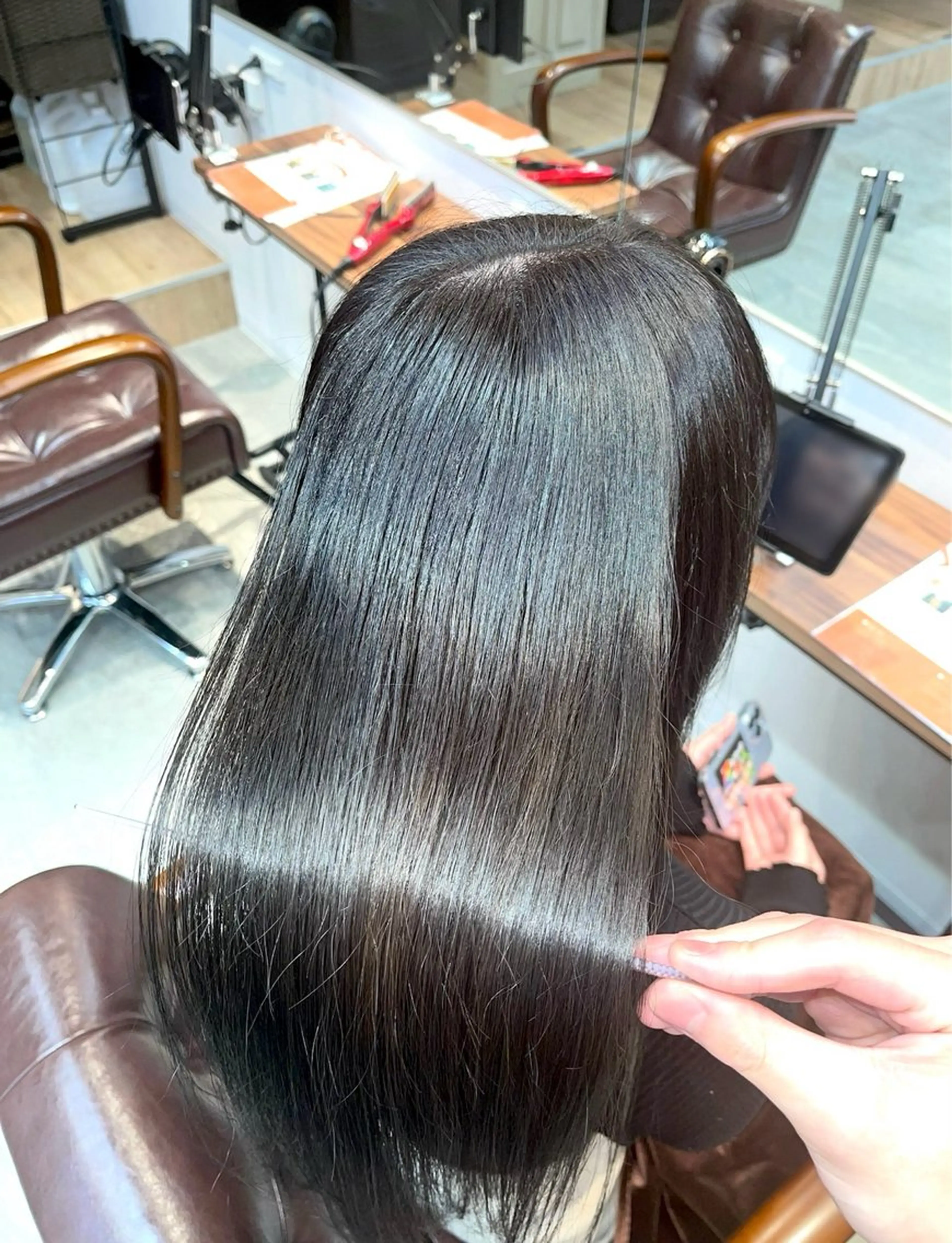 ロング 🦋🫧艶髪縮毛矯正 🫧🦋なおのヘアスタイル