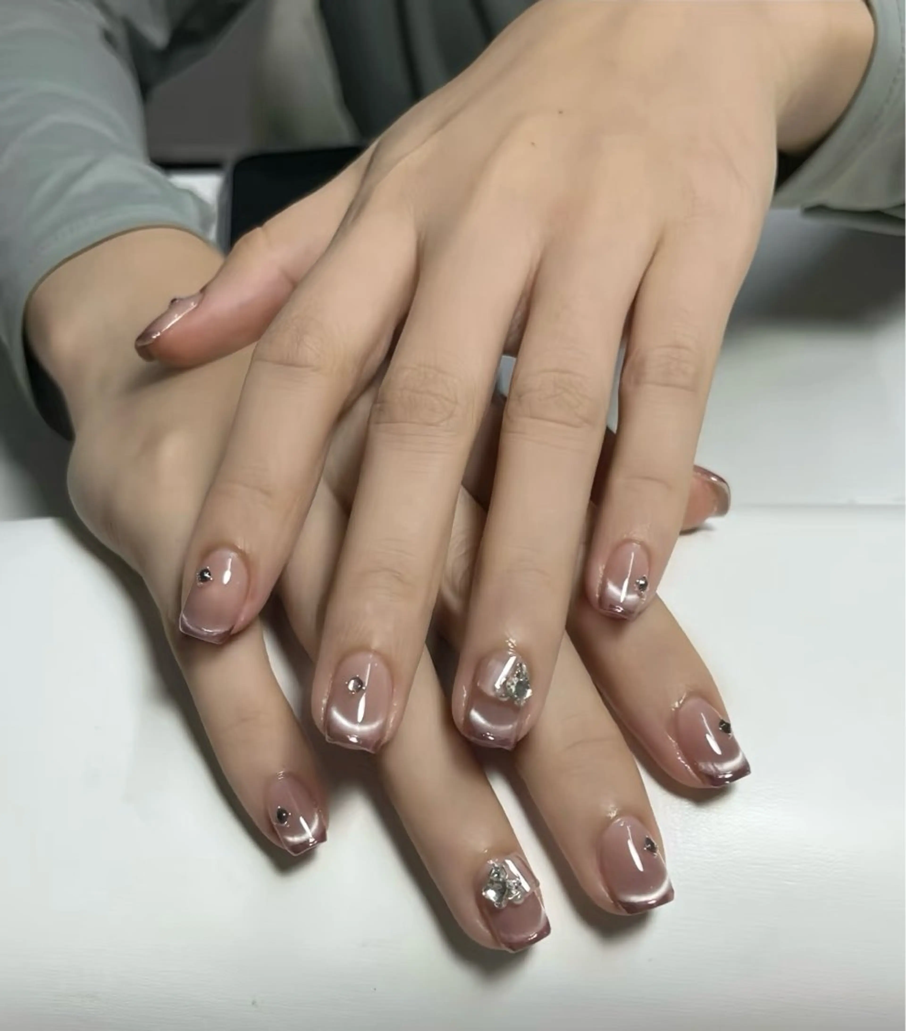 ネイル 高木 維麗絲のネイルデザイン