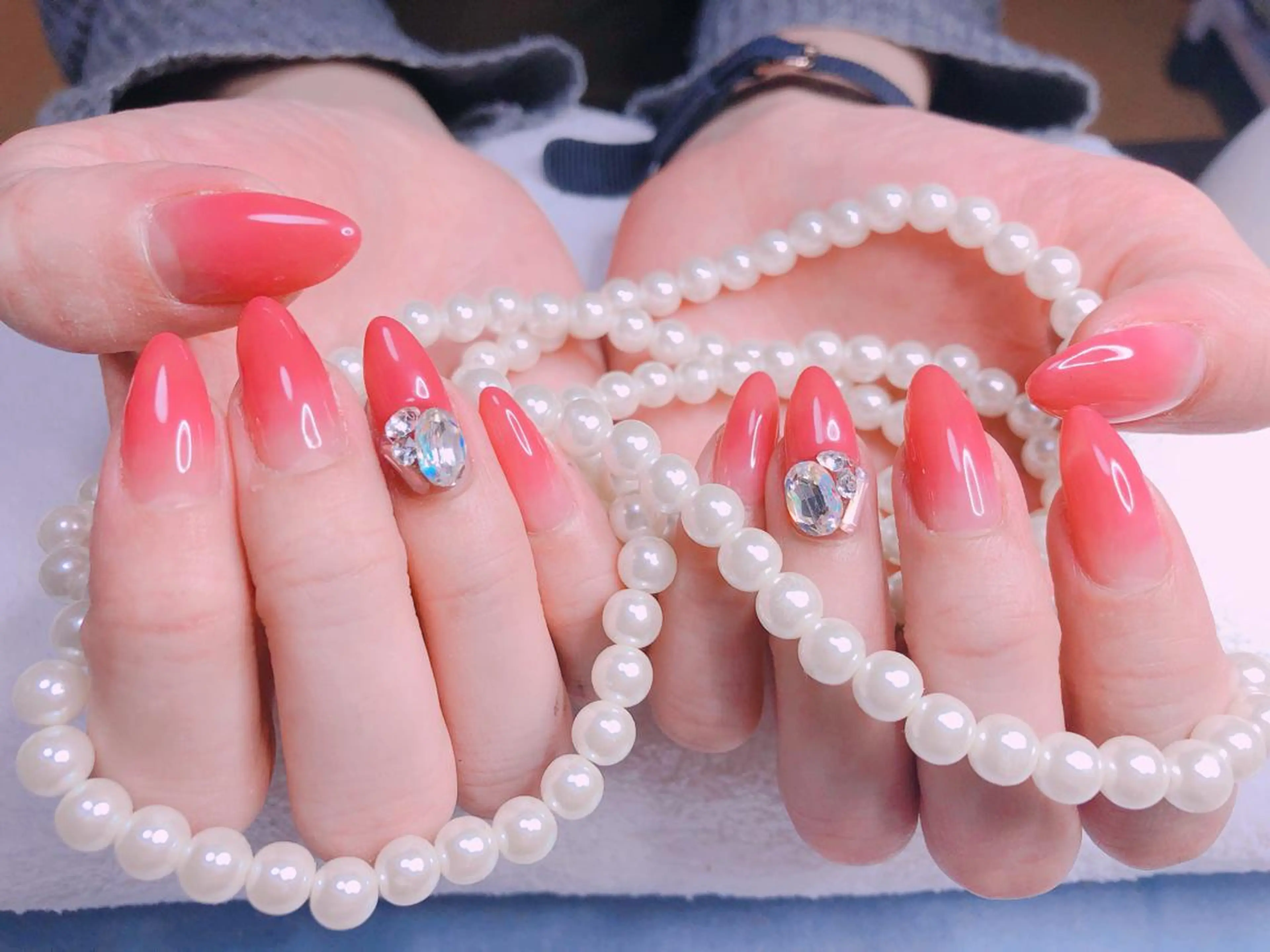 ロング ネイル 長さ出し専門 nynaのネイルデザイン