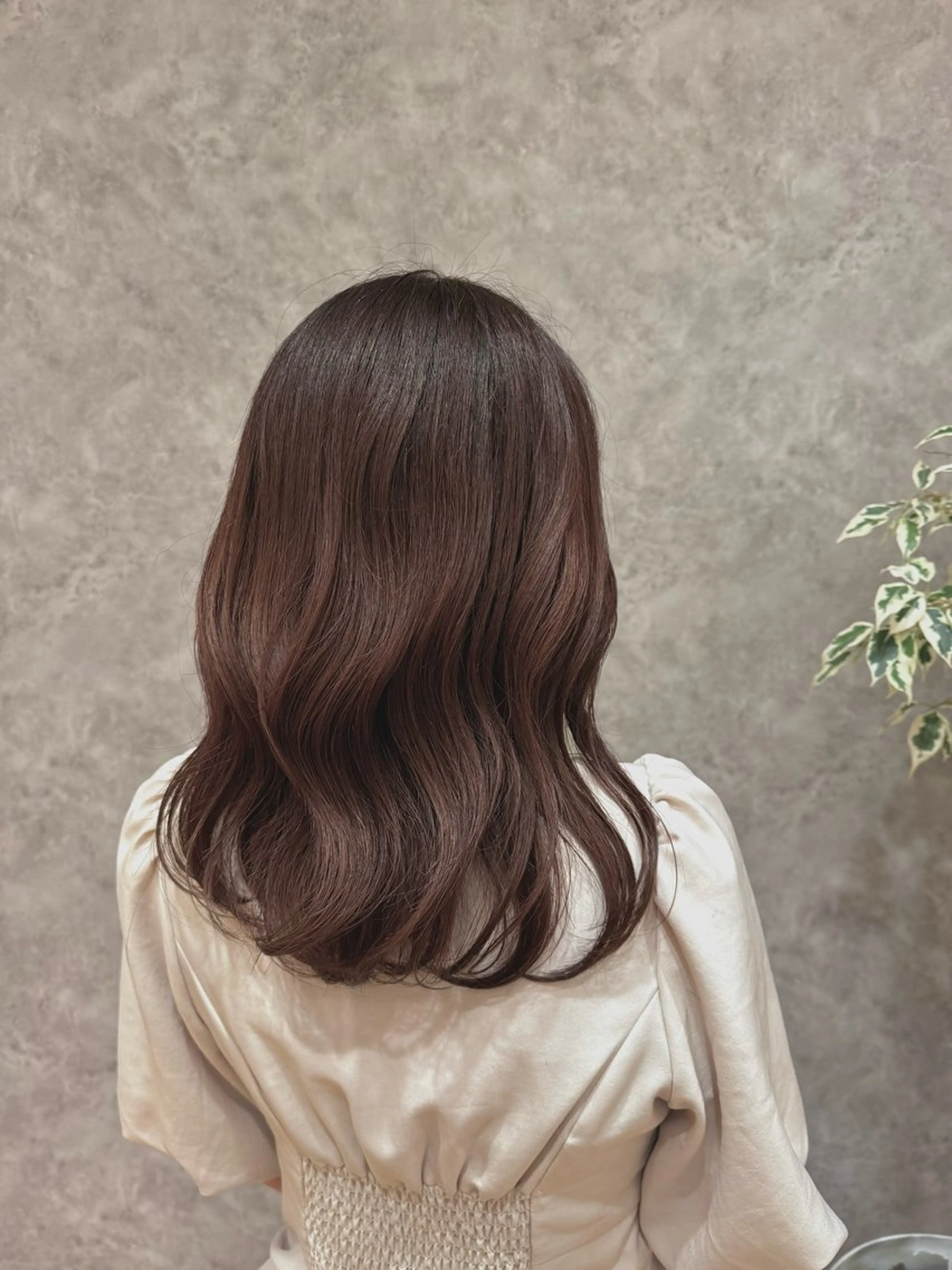 ミディアム カラー ブラウンカラー モカブラウン トリートメント イメージサロンカッツ東尾道店所属・CUTS 東尾道/ 市川聖也のヘアスタイル