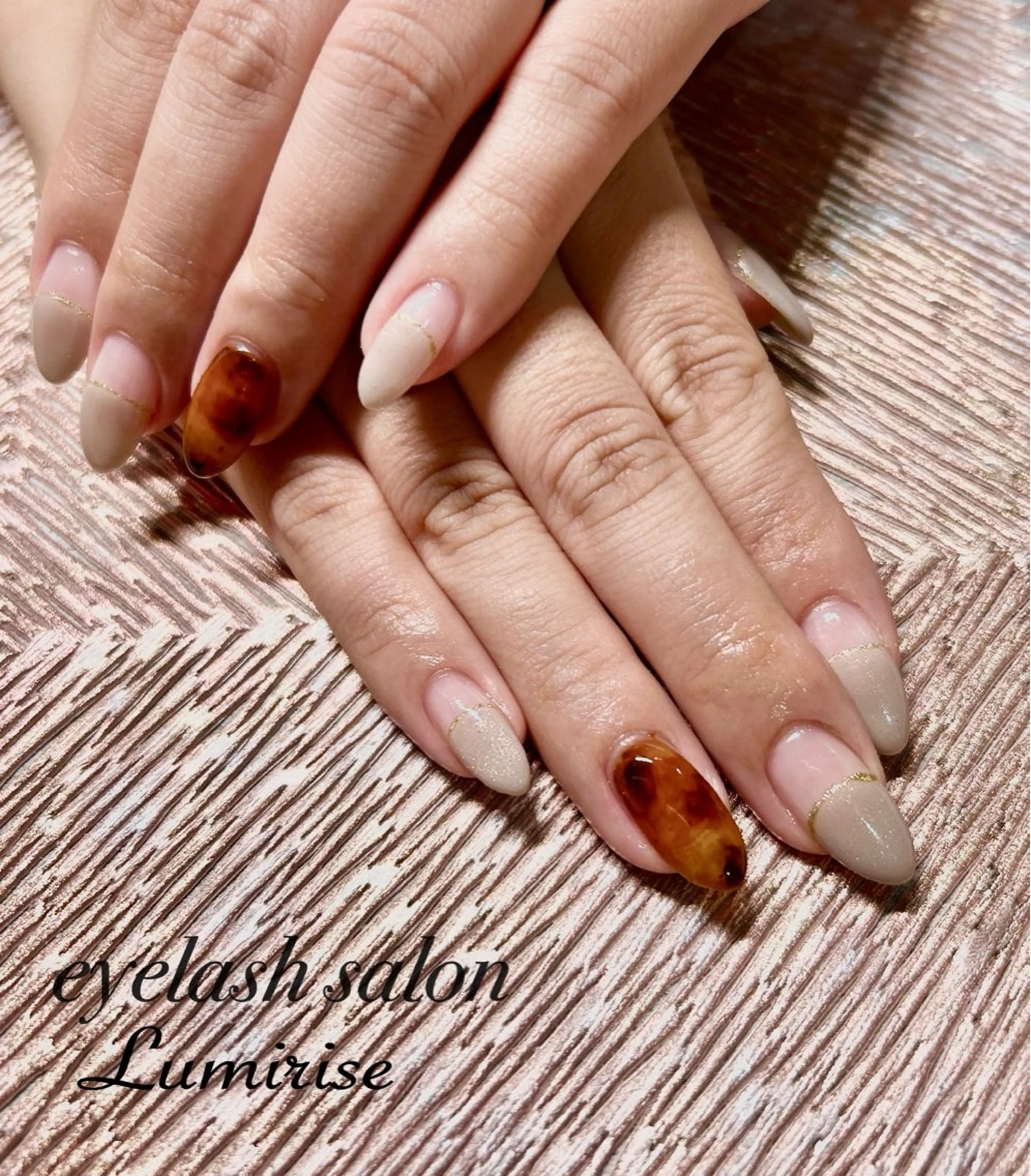 ネイル べっ甲ネイル ハンドネイル ルミライズ所属・サロン ルミライズのネイルデザイン