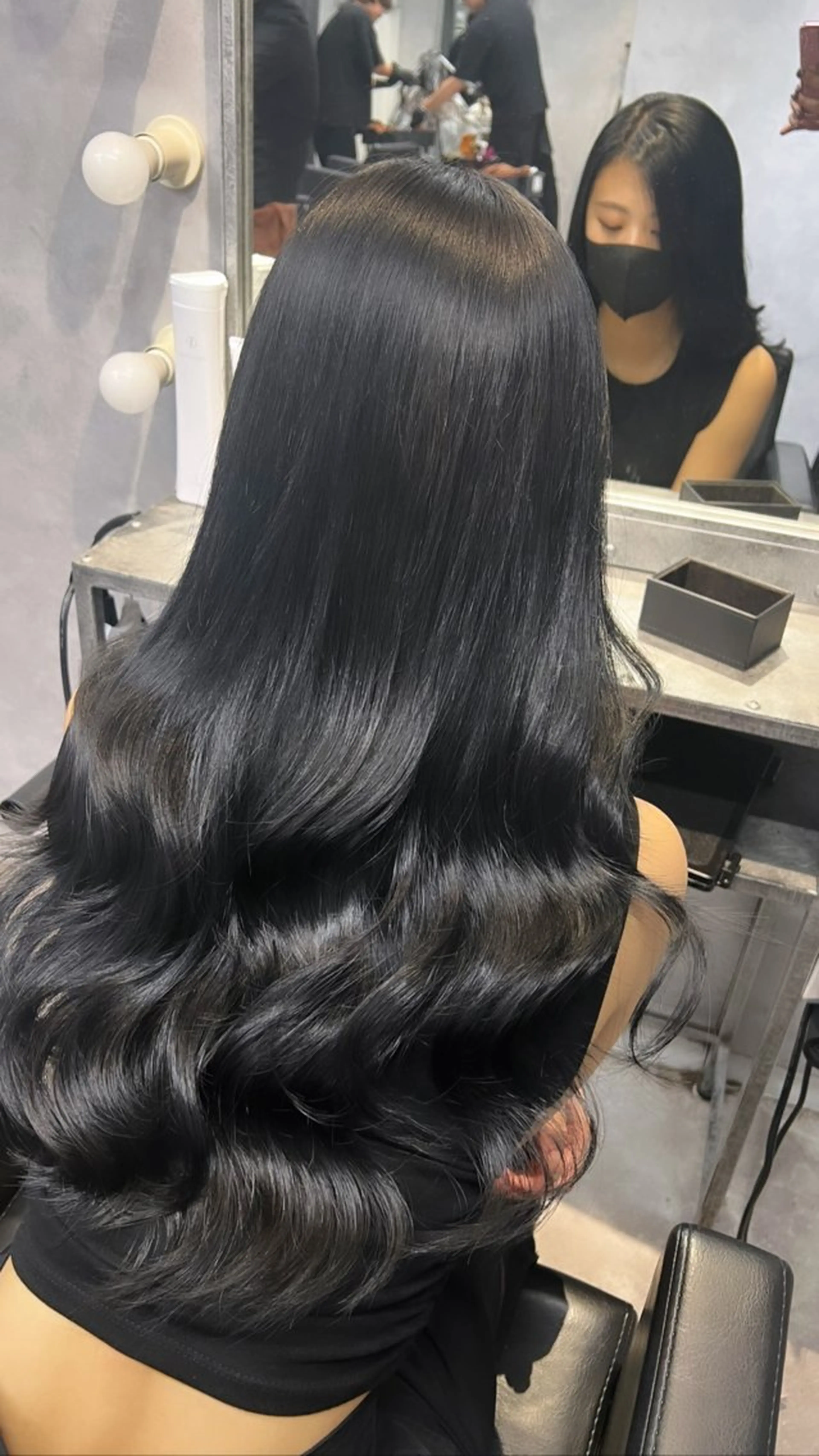 ロング ヨシンモリ 植辻 春佳のヘアスタイル