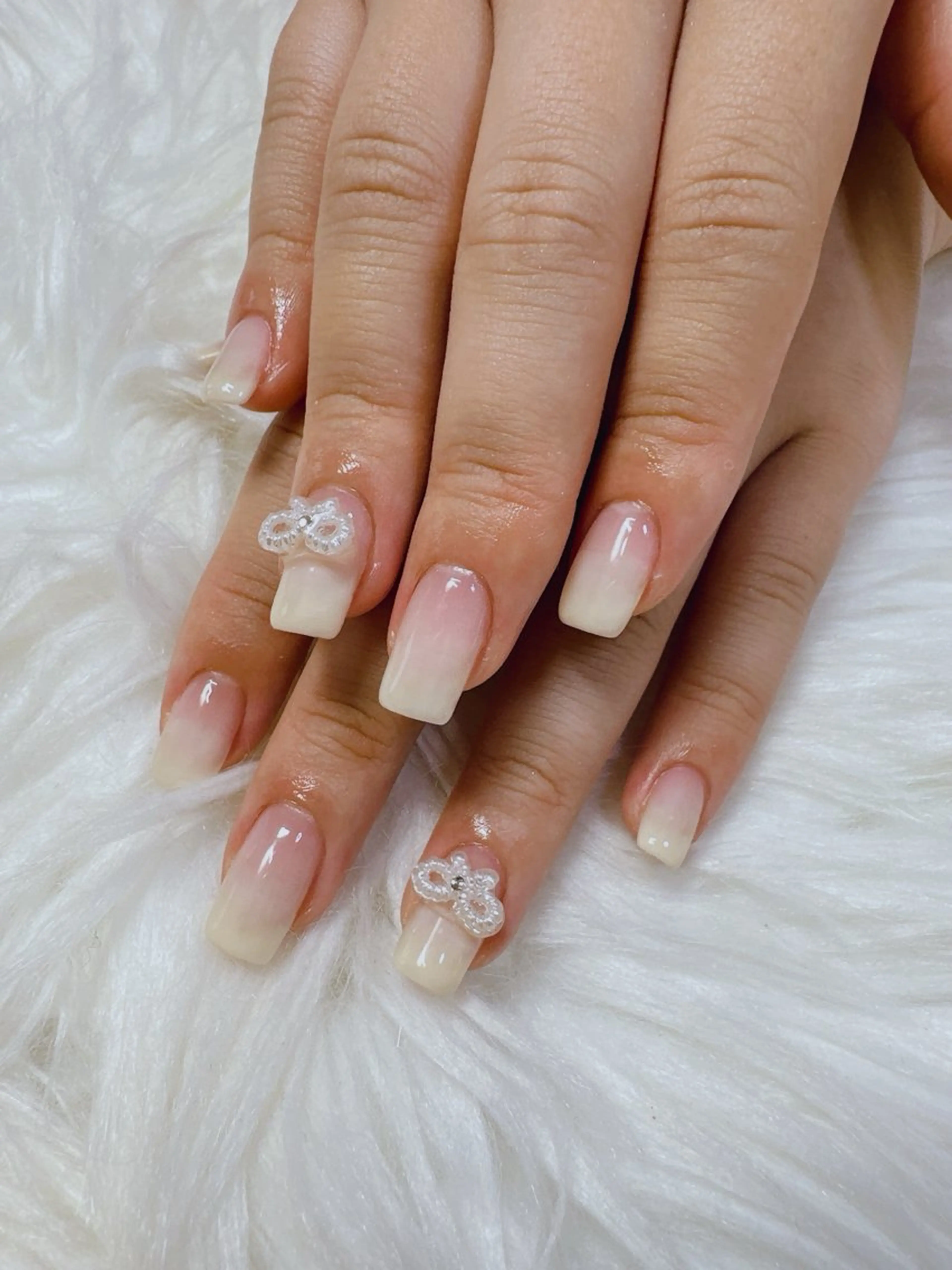 ネイル 高島 夏海のネイルデザイン