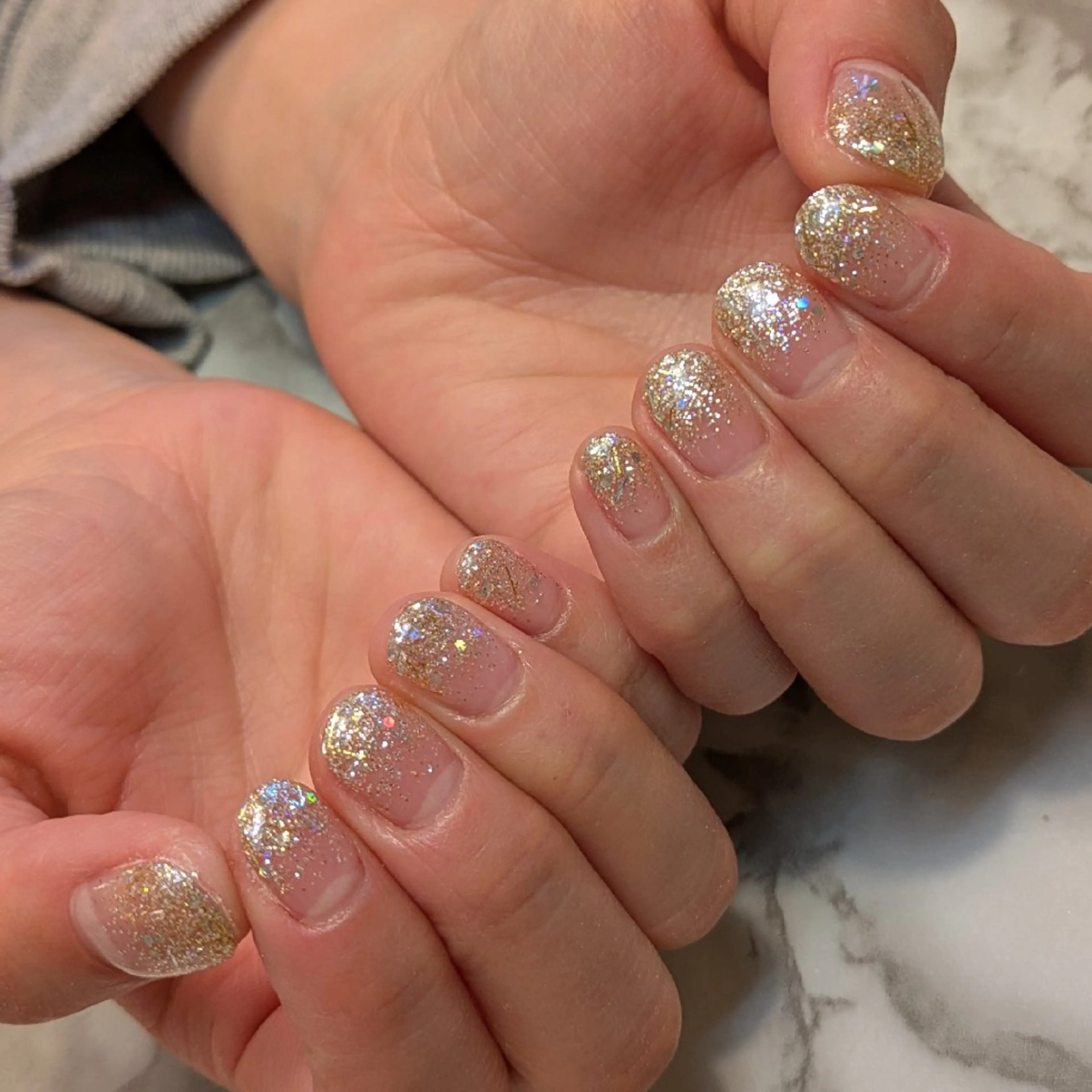ネイル ラメ(グリッター) ラメグラデーション ジェヌインネイル 河内のネイルデザイン