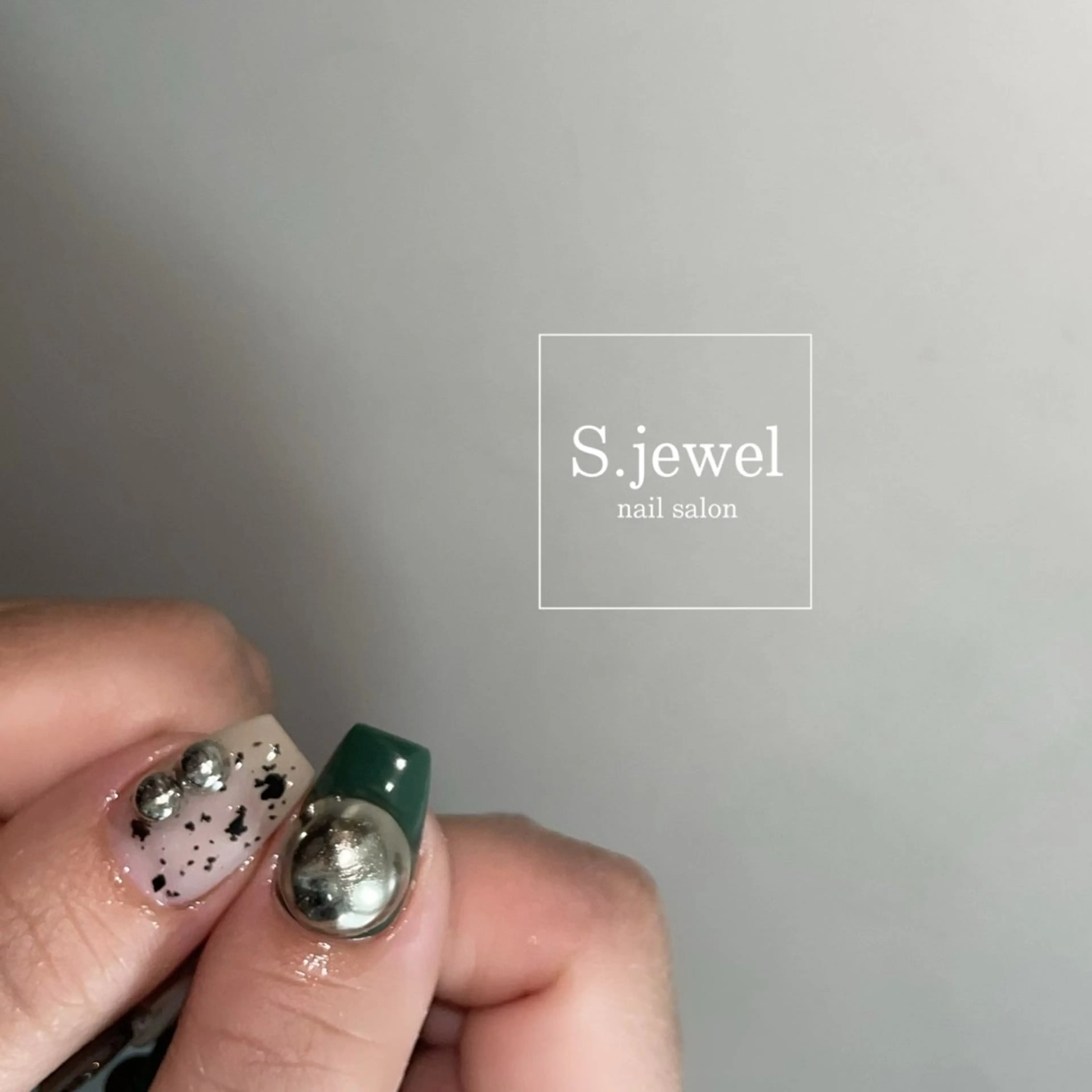 ネイル S♡JEWEL所属・S. JEWELのネイルデザイン