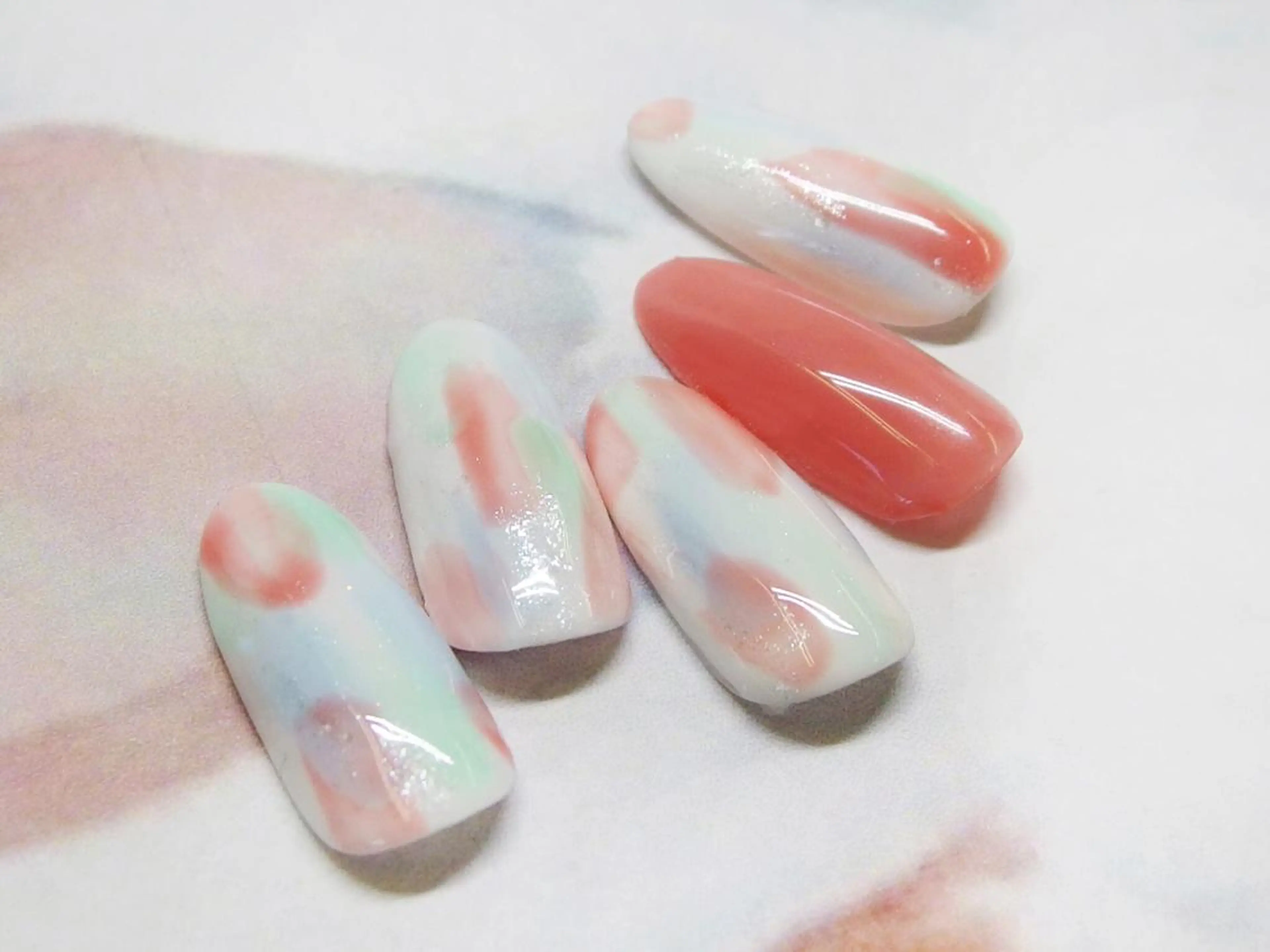 ネイル ジェルネイル ソフトジェル ティーエヌ 金山駅東口店のネイルデザイン