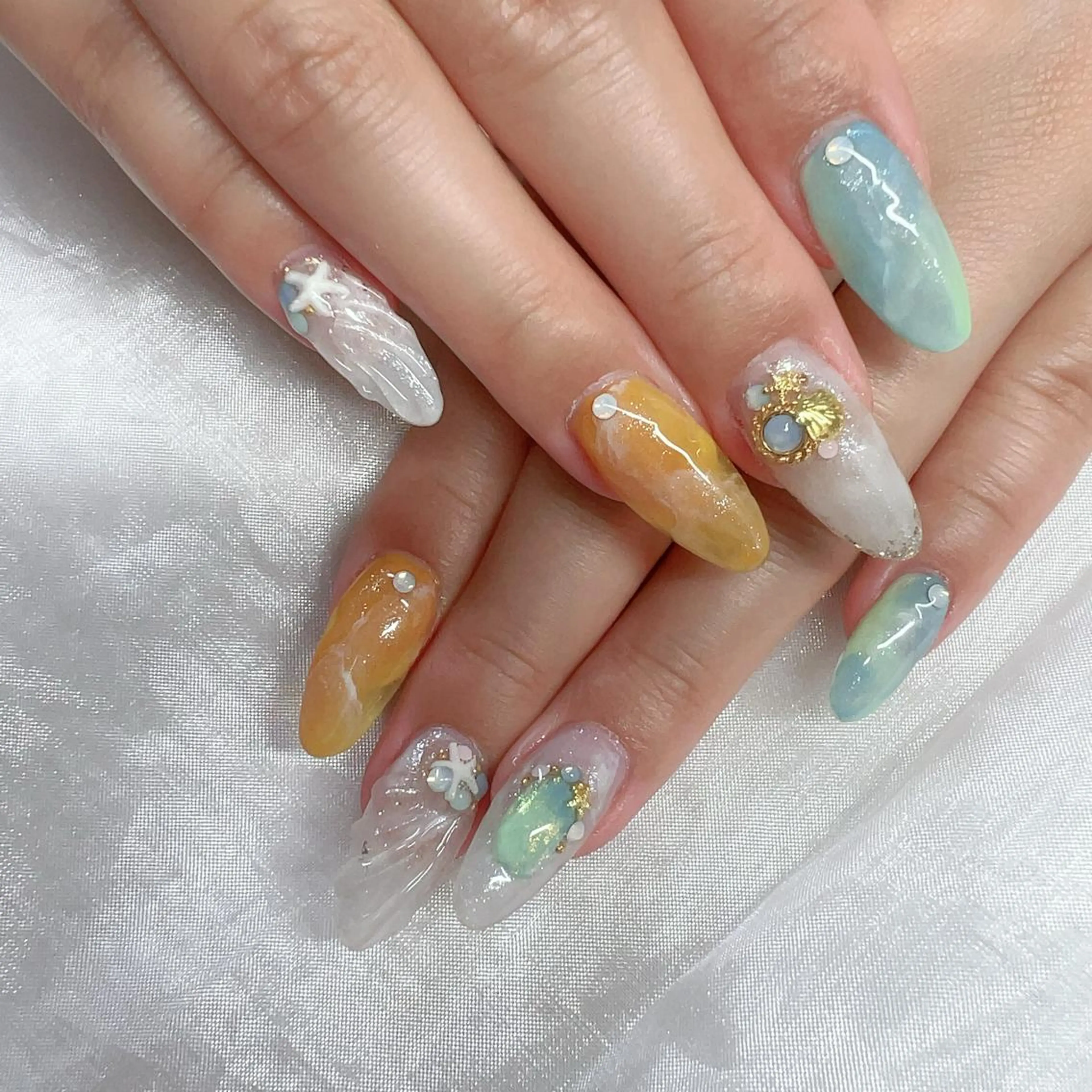 ネイル Rire_eye+beauty_nail所属・Rire_ nail_yukiのネイルデザイン