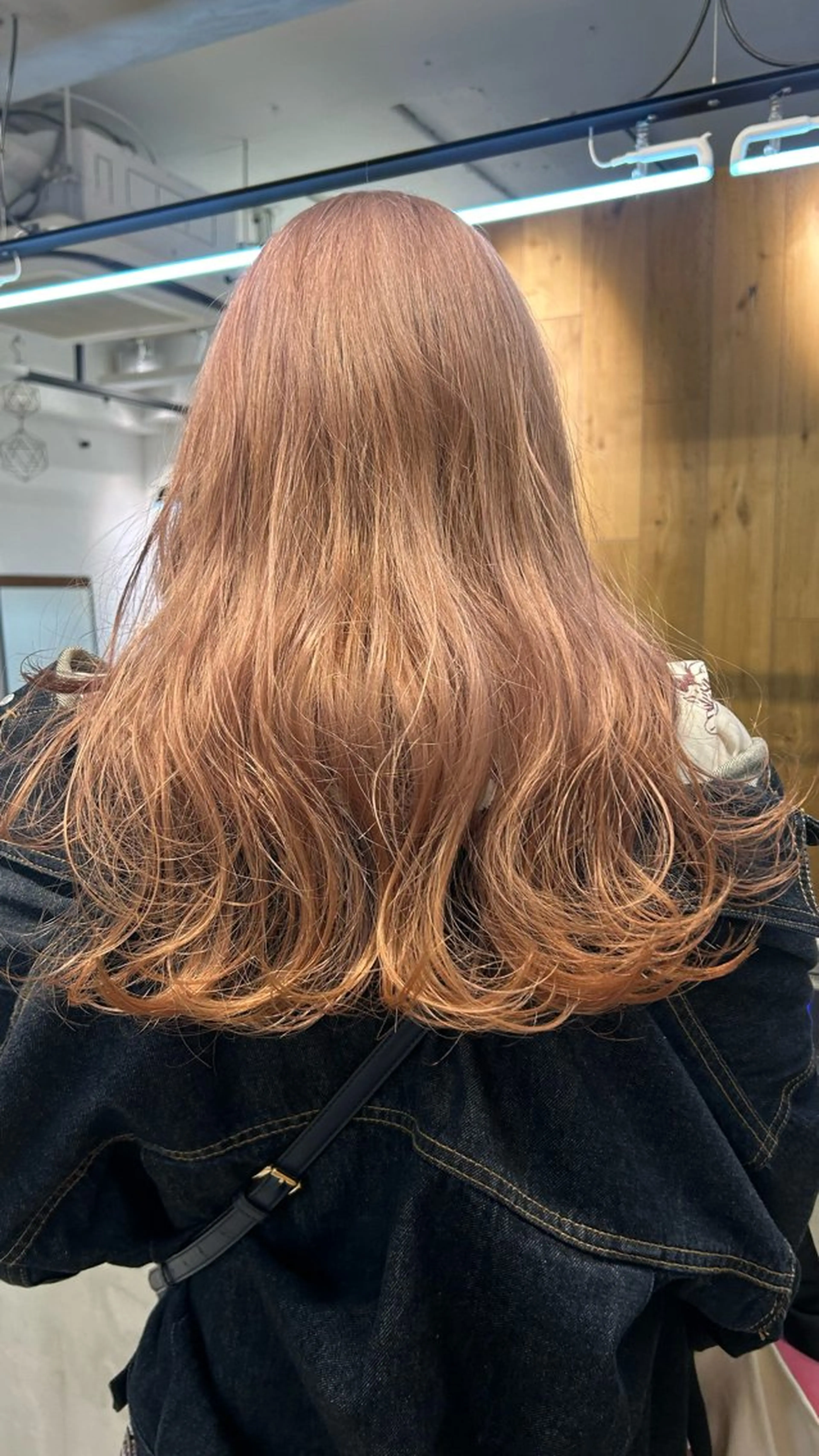 セミロング カラー ヘアカラー トリートメント じゅわっと暖色カラー 🍊Moemiのヘアスタイル