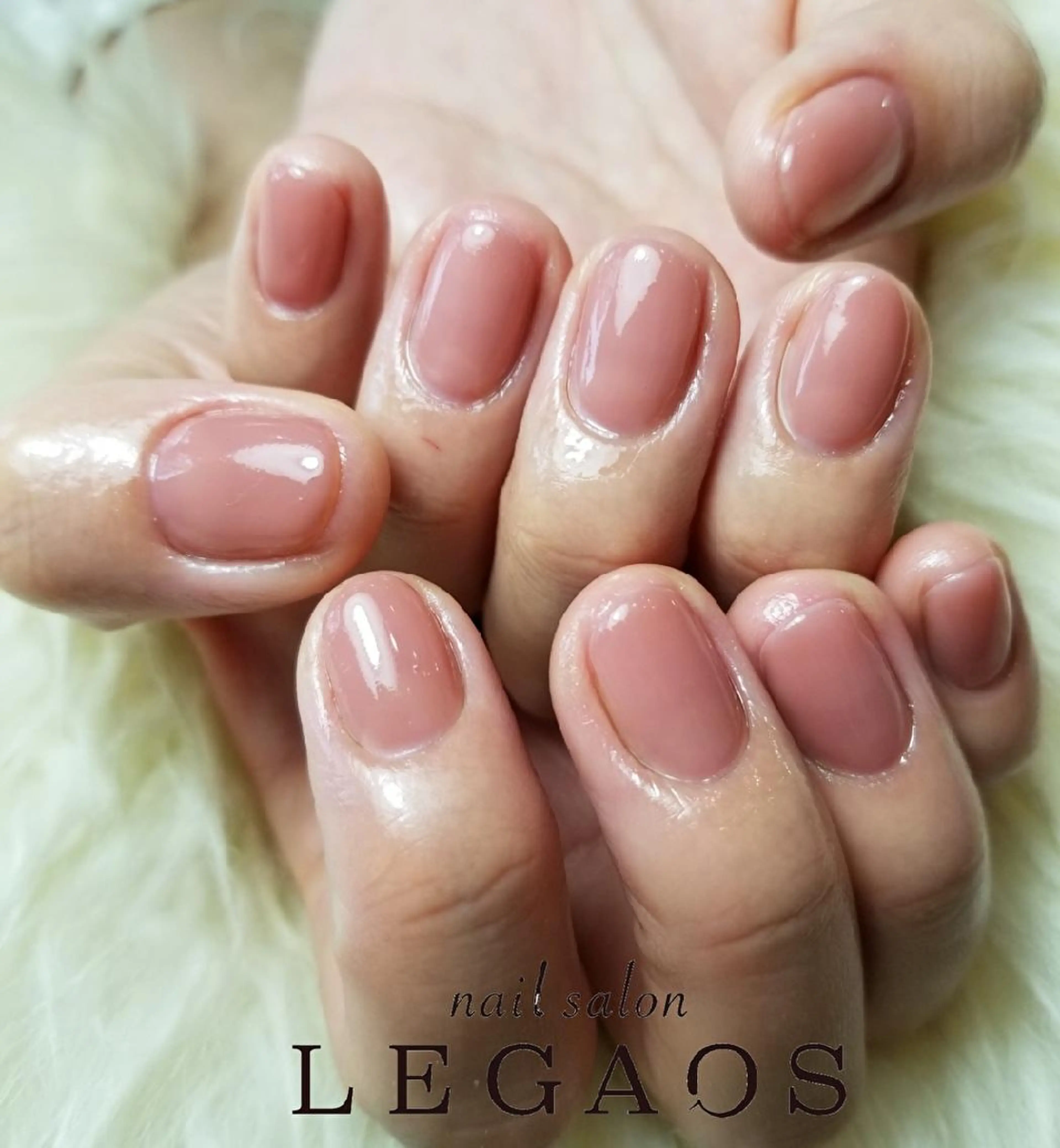 ネイル ジェルネイル ｾﾝﾀｰ南 LEGAOSともこのネイルデザイン